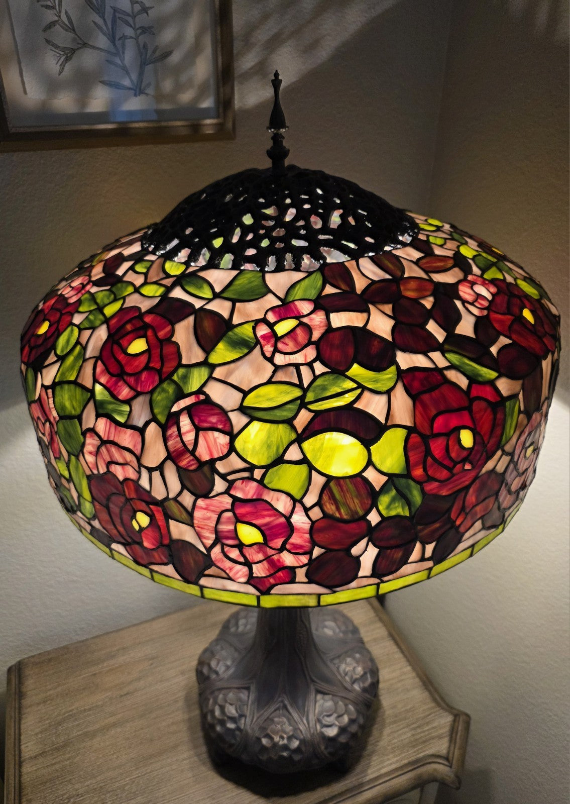 35.5'' Rose Bush Tiffany-Style Stained Glass Table Lamp