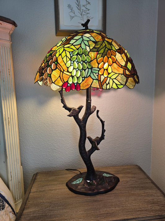 32.5" Antique Vintage Style Stained Glass Oval Fruit Grapes Table Lamp