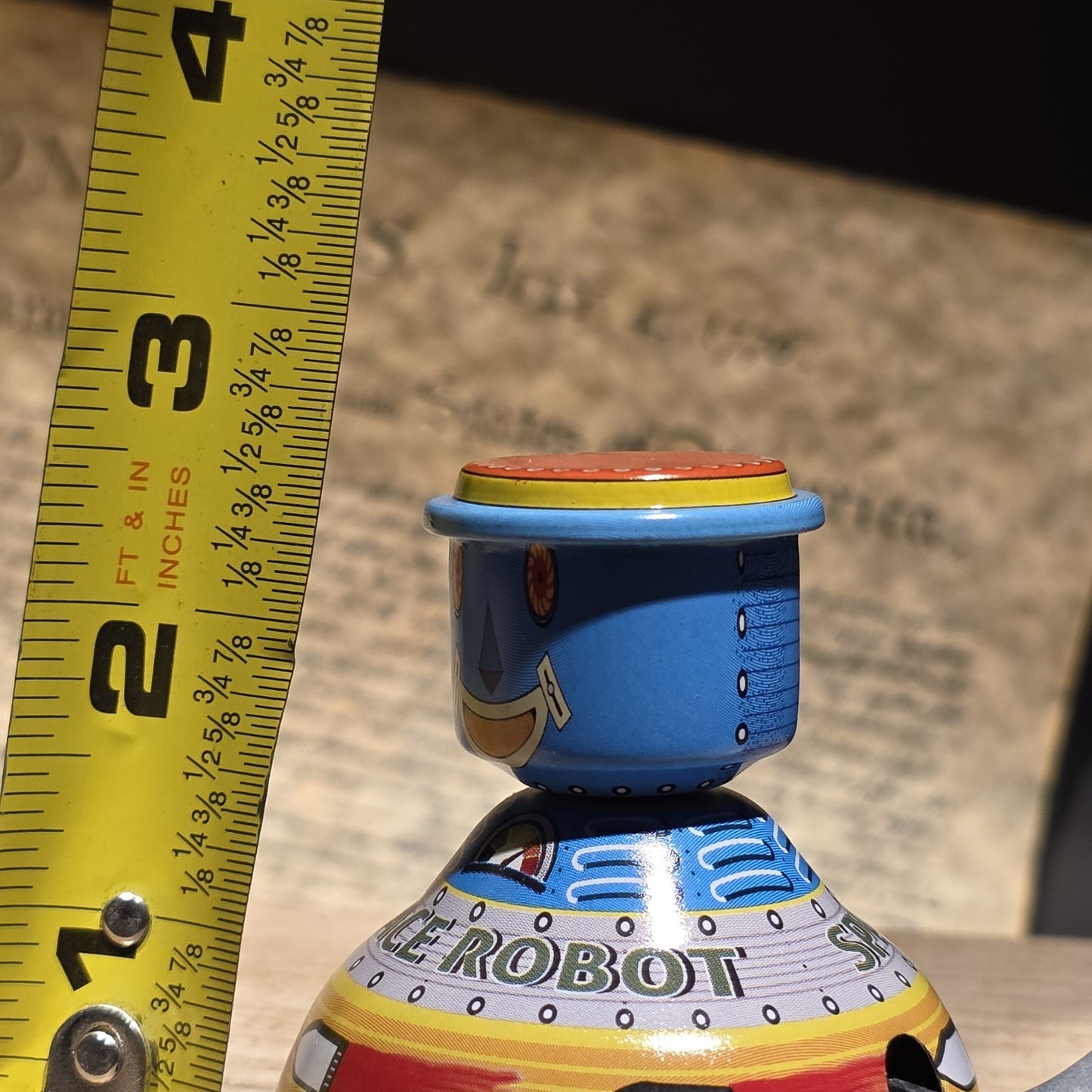 New Vintage Style Space Robot Tin Litho Toy Wind Up Space Age Mechanical Robot