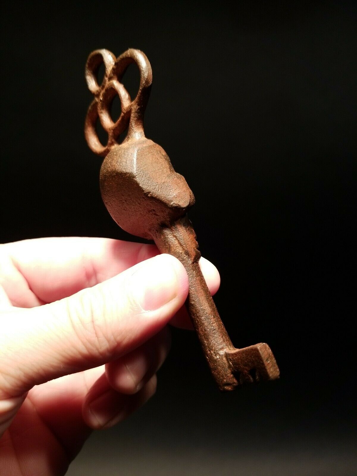 Antique Vintage Style Cast Iron Skull Skeleton Key - Early Home Decor