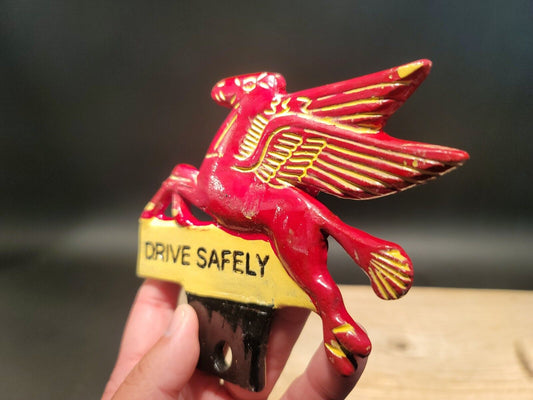 Antique Vintage Style Aluminum Pegasus Drive Safely License Plate Fob Topper