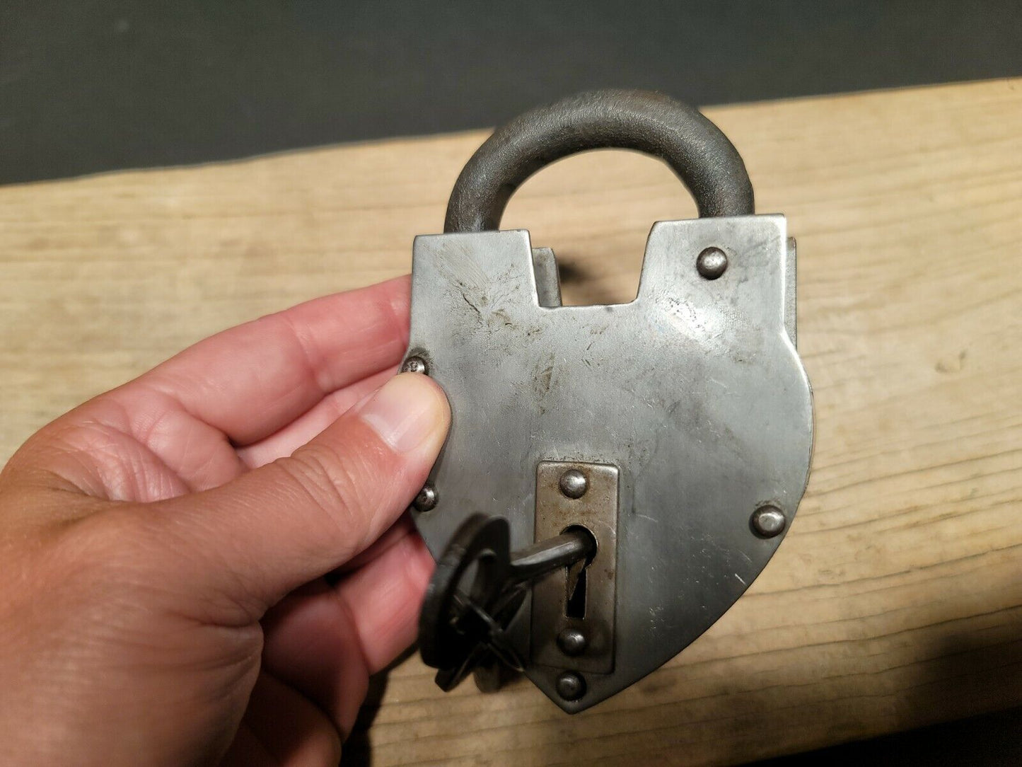 Antique Vintage Style Cast Iron Steel Heart Bridge Padlock Lock & Key