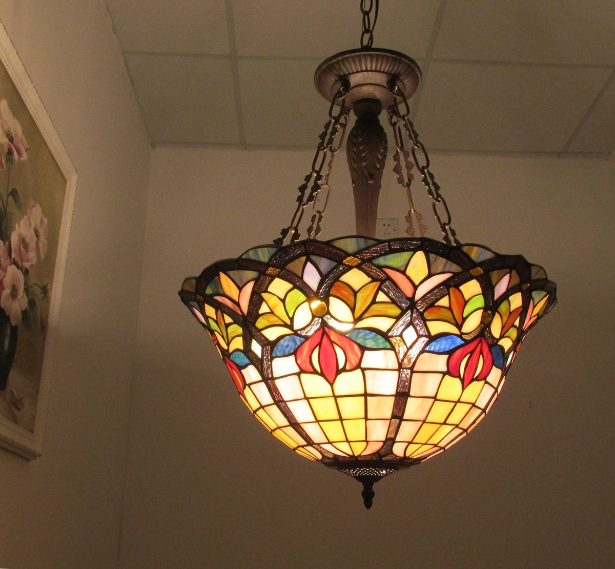 23.3" x 19.9" Victorian Floral Stained Glass 3-Light Inverted Pendant