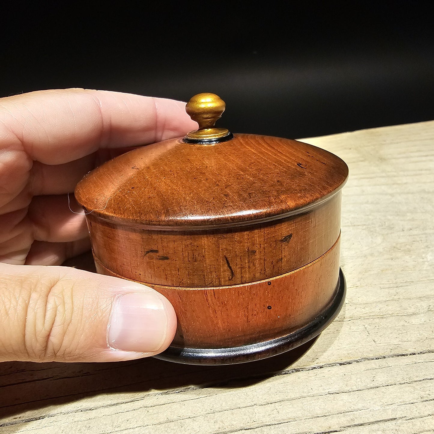 Antique Style Turned Mahagony Wood Compass with Lid