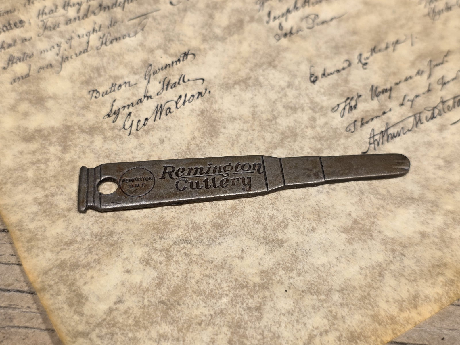 Remington Blade Opener Keychain Tool – Vintage Style Pocket Knife Opener