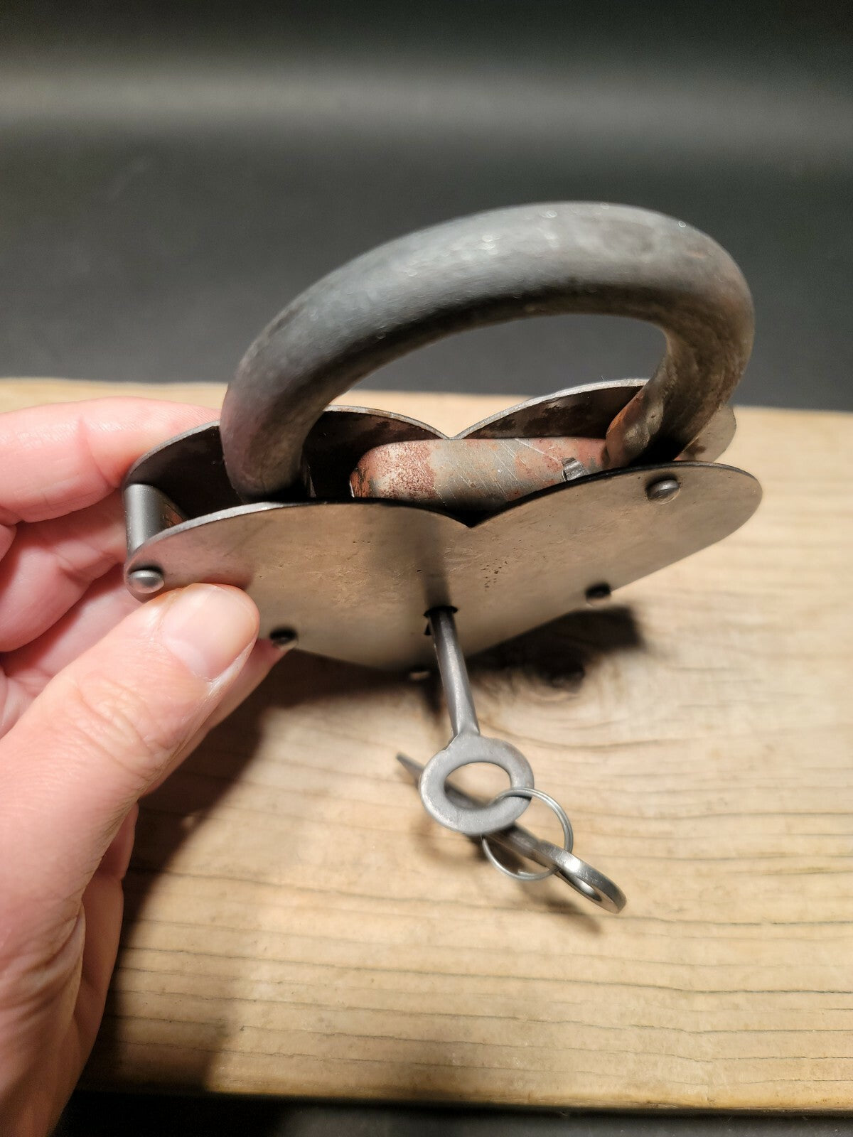 Antique Vintage Style Cast Iron Steel Heart Bridge Padlock Lock & Key 