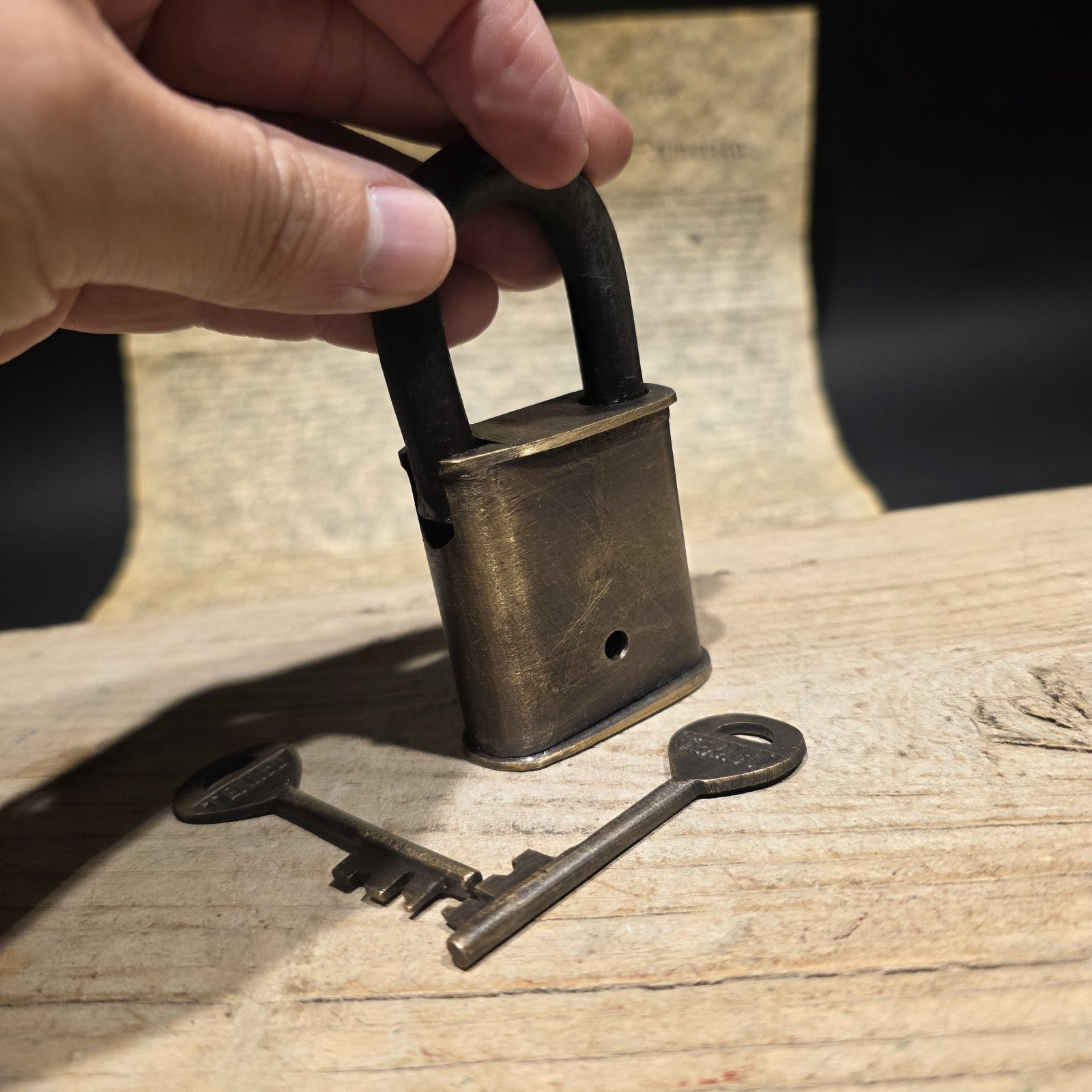 4" Antique Style Brass & Iron Texaco Padlock with Keys Oil Company Lock