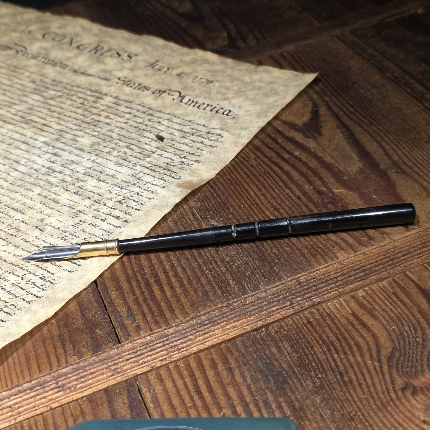 Black Bovine Horn Dip Pen – Antique Style Calligraphy Writing Pen