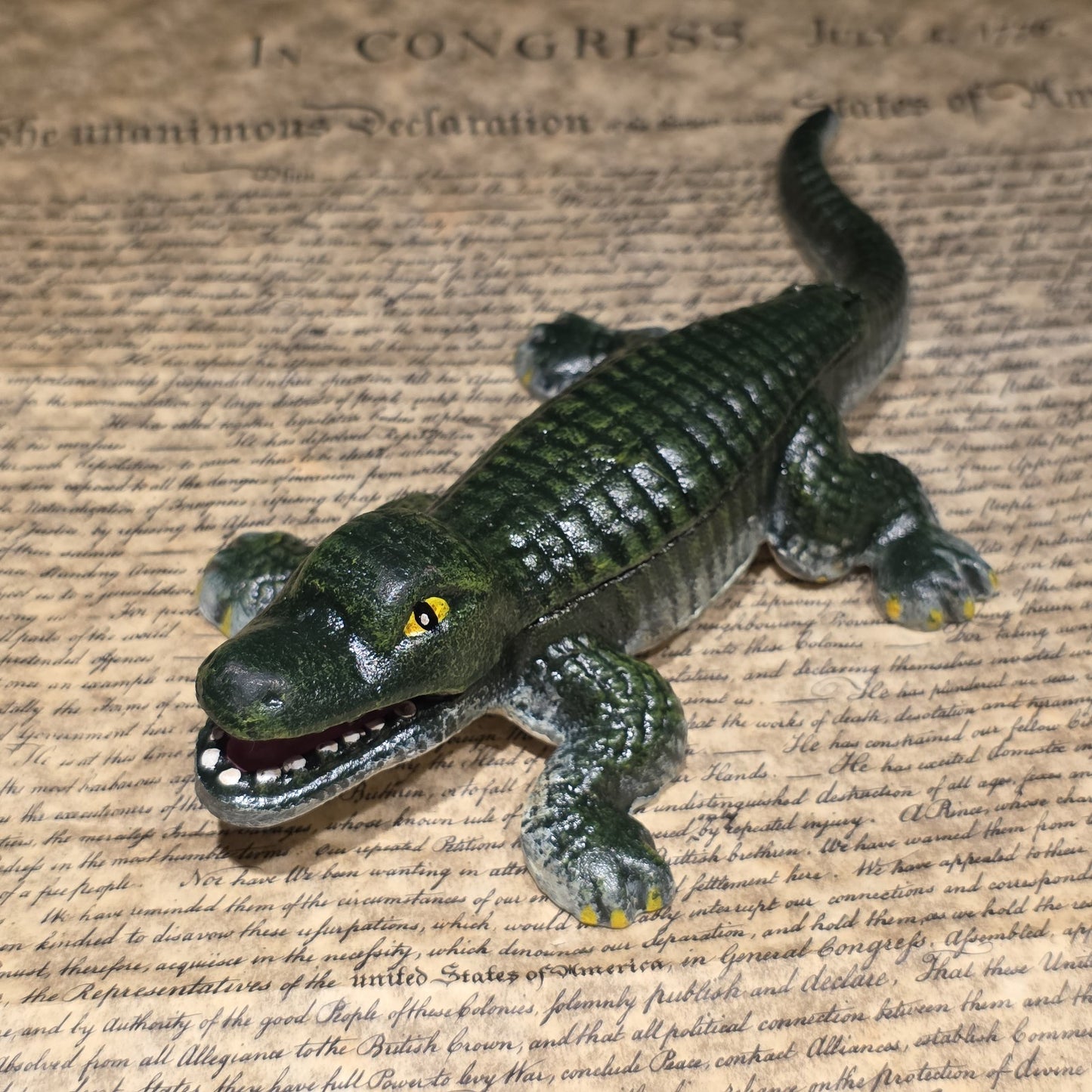 Cast Iron Alligator Box – Vintage Style Crocodile Trinket Dish Figure