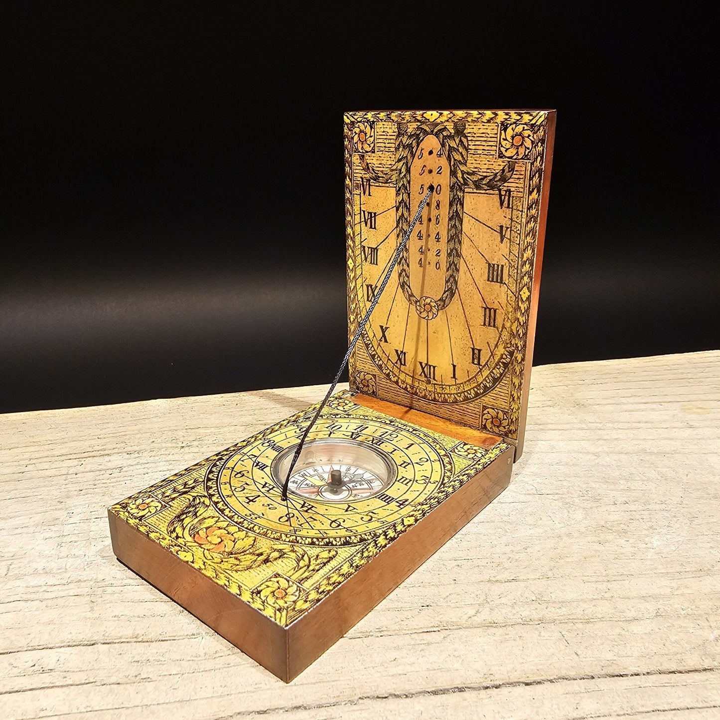 Antique Style DIPTYCH POCKET SUNDIAL / COMPASS