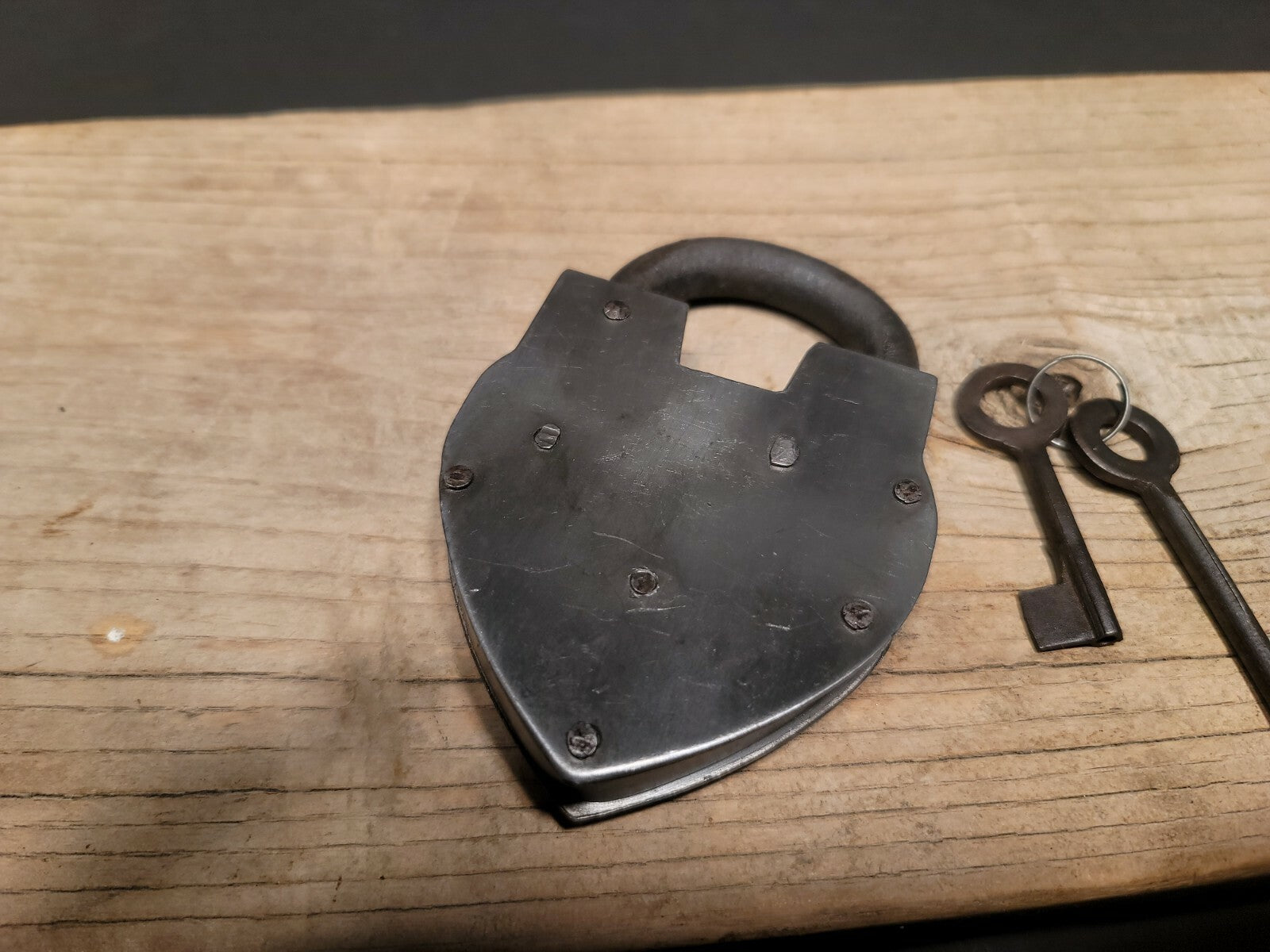 Antique Vintage Style Cast Iron Steel Heart Bridge Padlock Lock & Key 