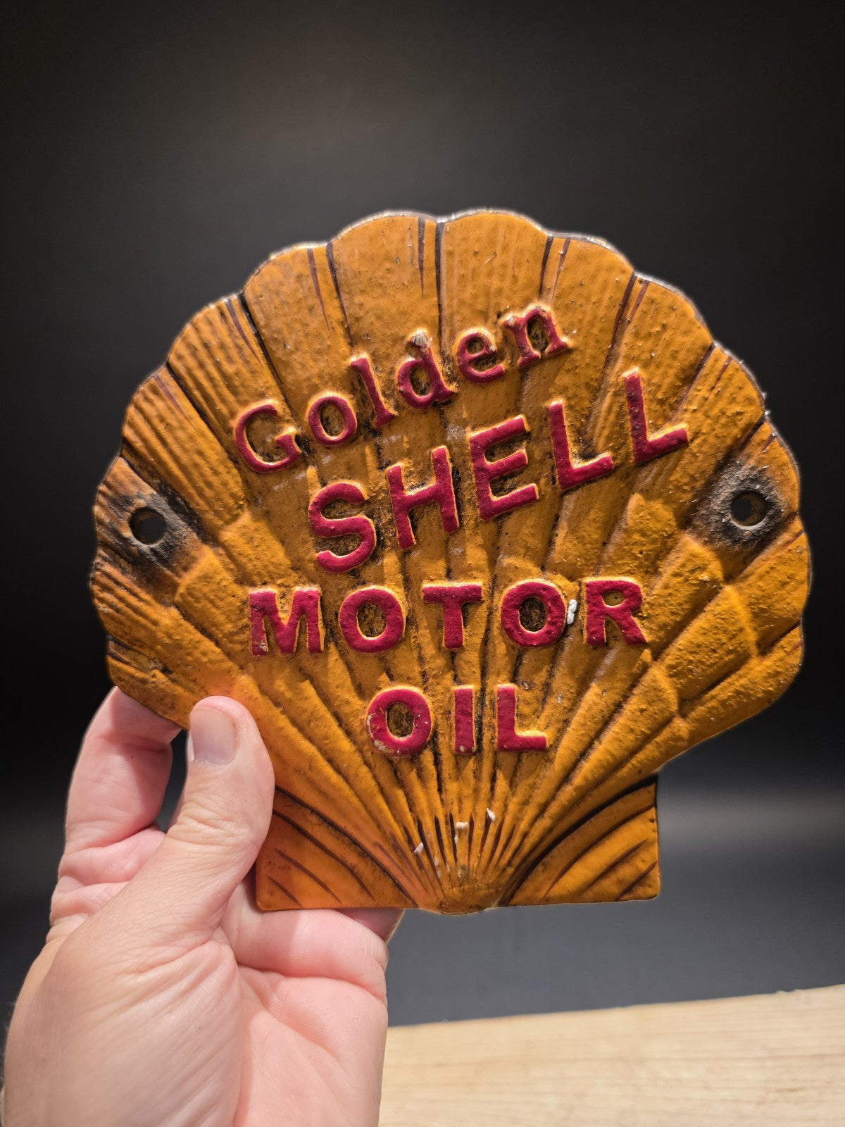 7"  Vintage Style Cast Iron Golden Shell Oil Sign Plaque