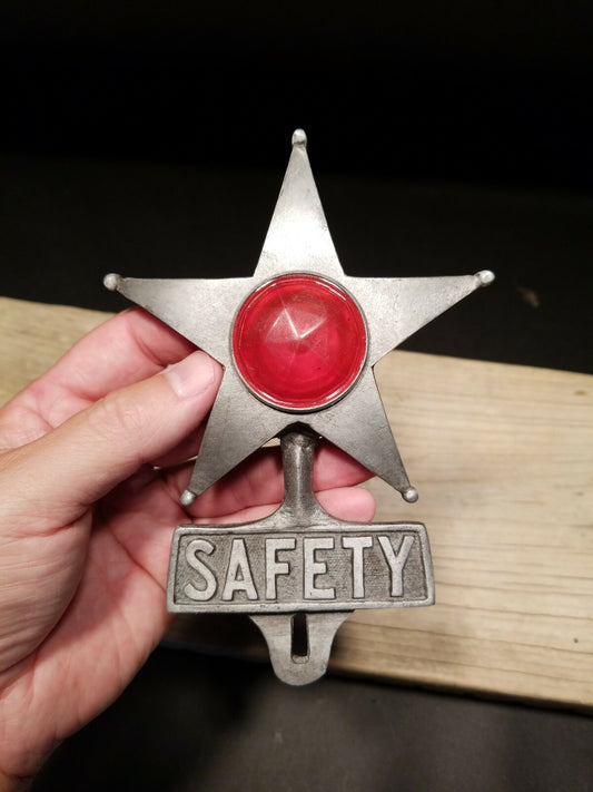 Antique Vintage Style Cast Aluminum Safety Star Car License Plate Fob Topper