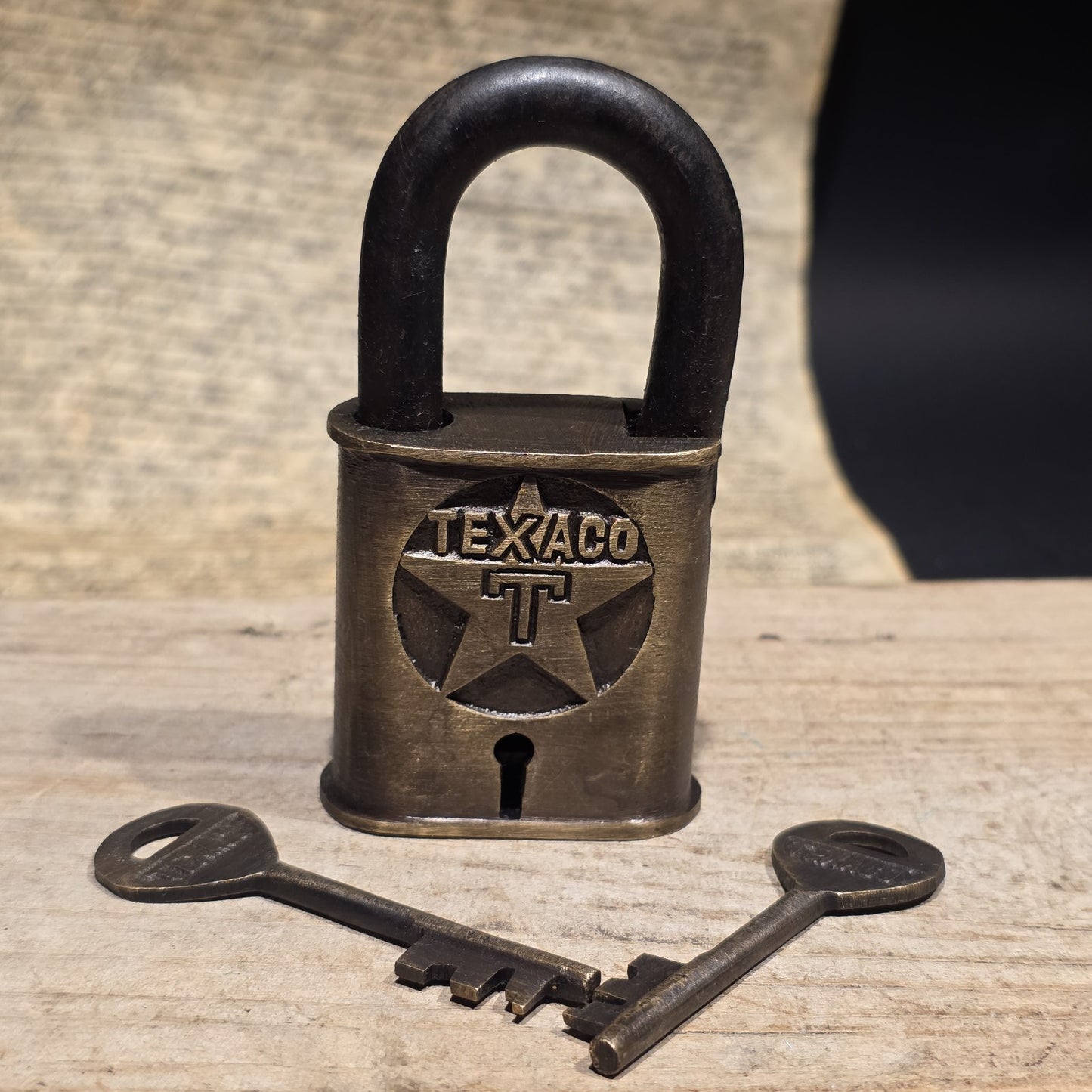 4" Antique Style Brass & Iron Texaco Padlock with Keys Oil Company Lock