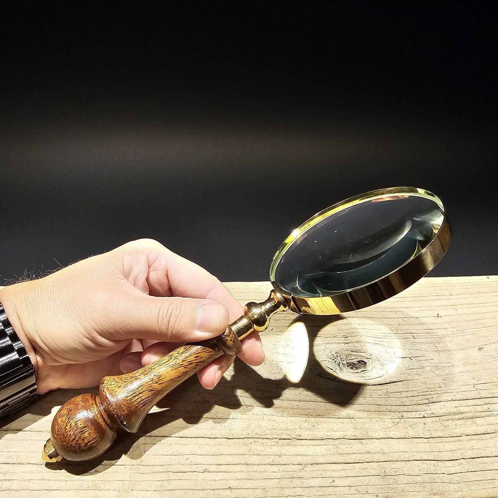 Antique Style Magnifying Glass w Wood Turned Handle 
