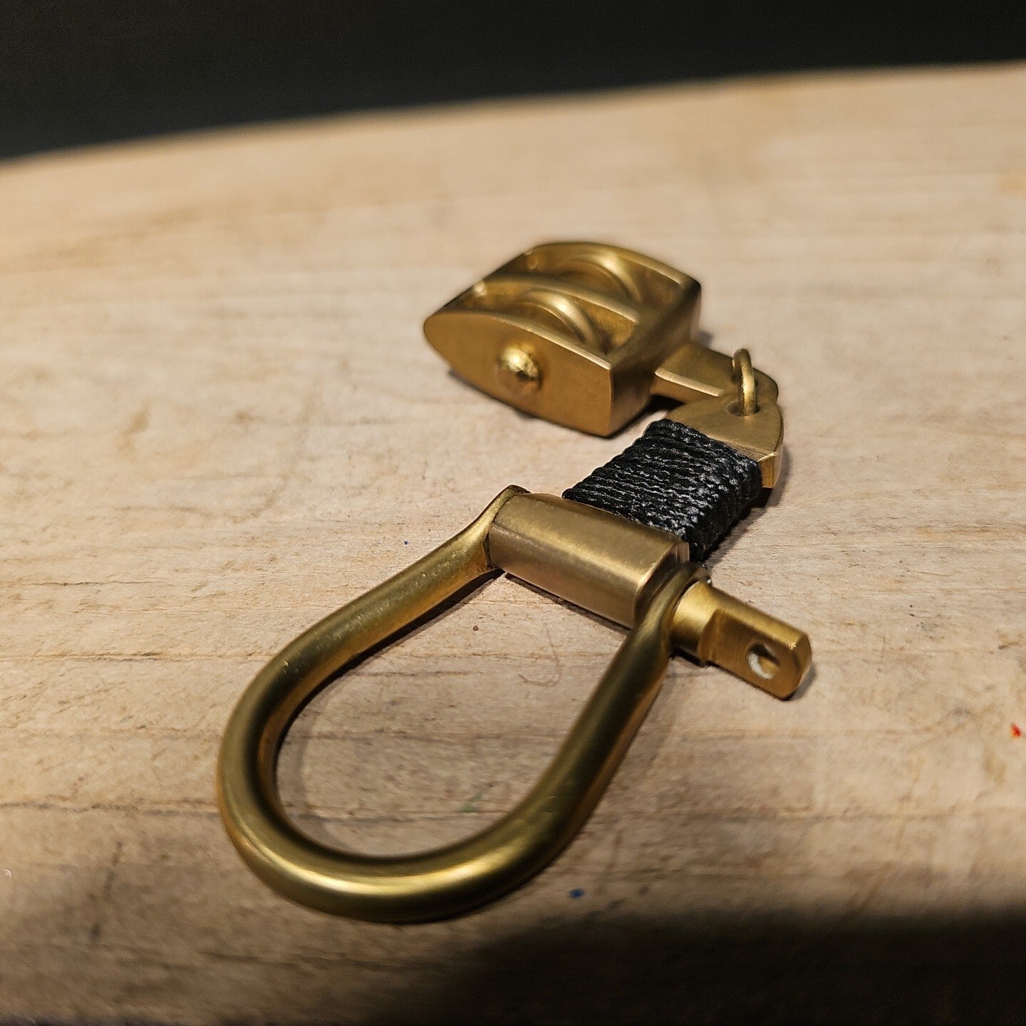 Antique Vintage Style Brass Pulley Key chain