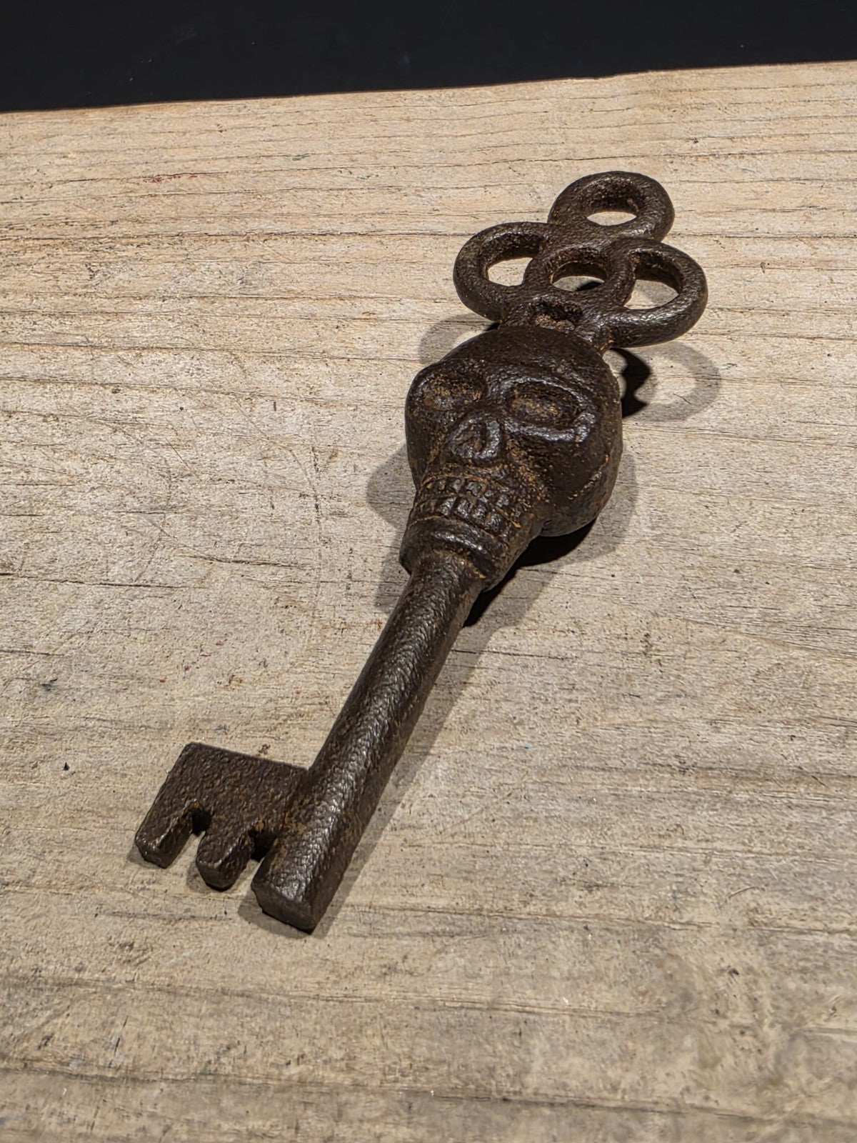 3 1/2" Antique Style Cast Iron Large Skeleton Church Key