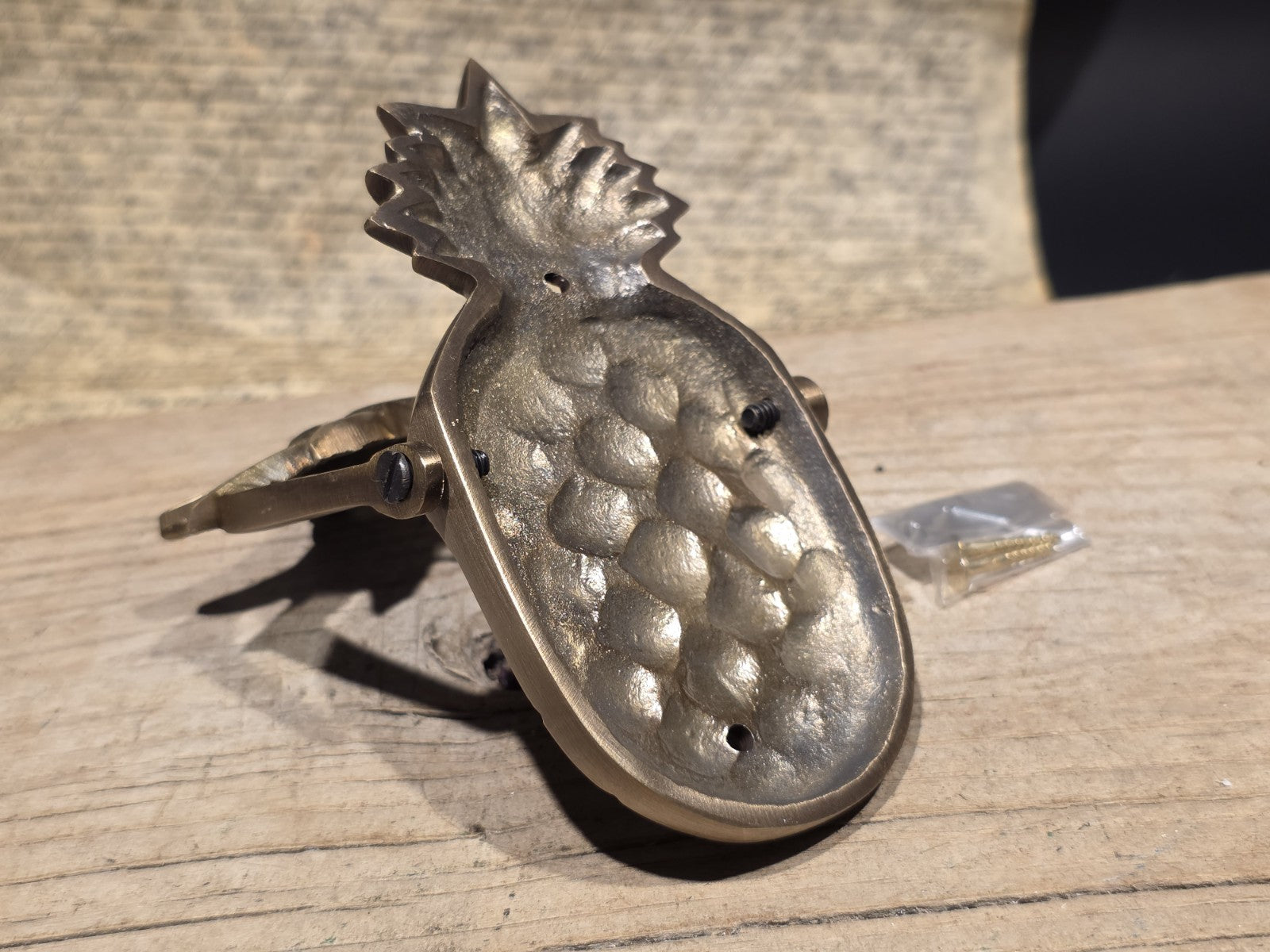 6" Vintage Style Solid Brass Pineapple Door Knocker Colonial Welcome Sign