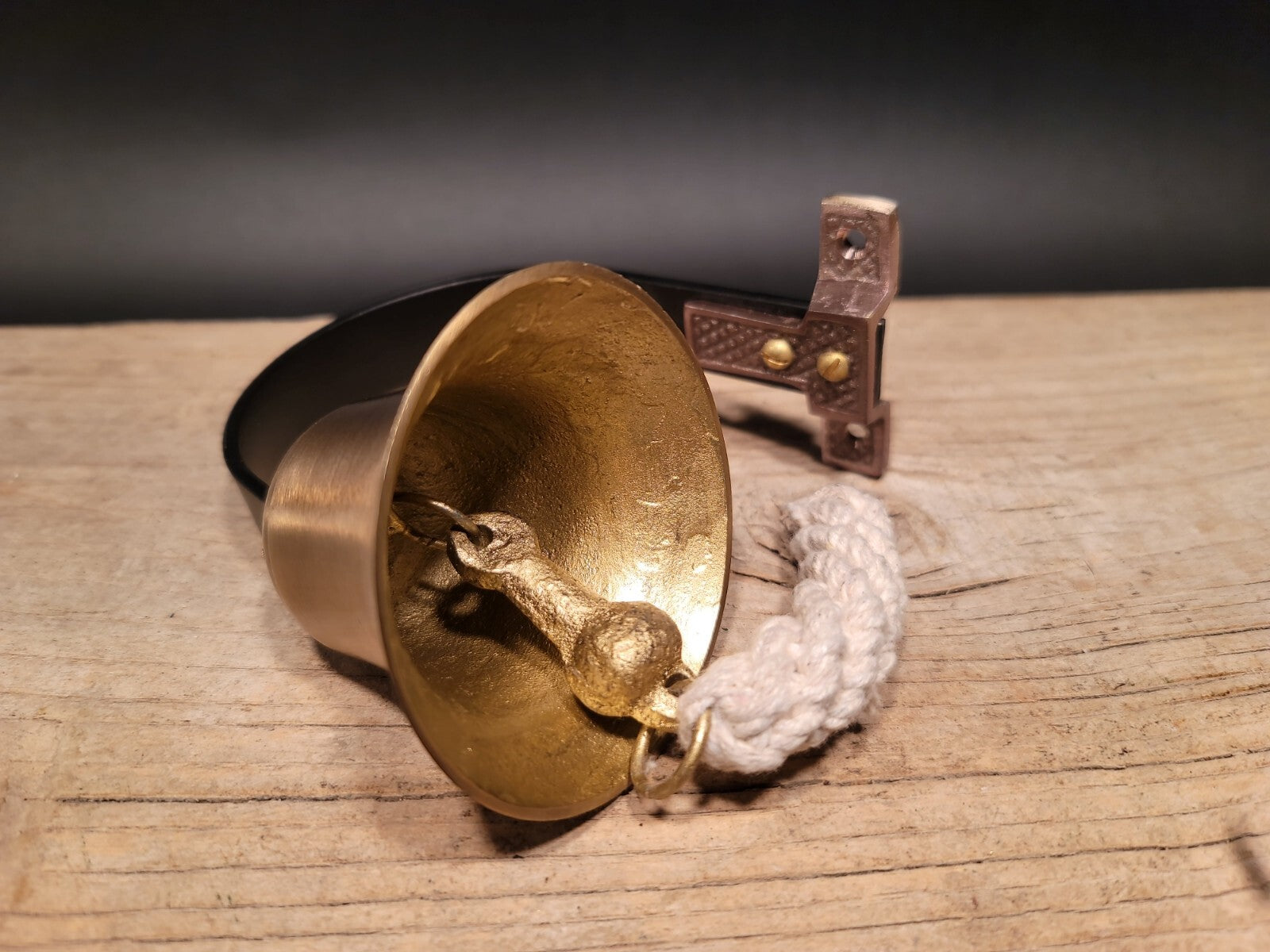 Antique Vintage Style Brass Wall Mount Dog Doorbell Bar Bell
