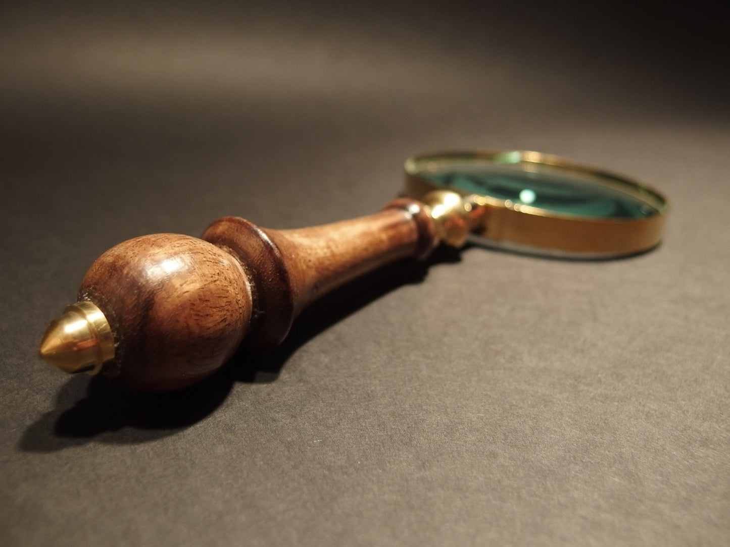 Antique Style Magnifying Glass w Wood Turned Handle 