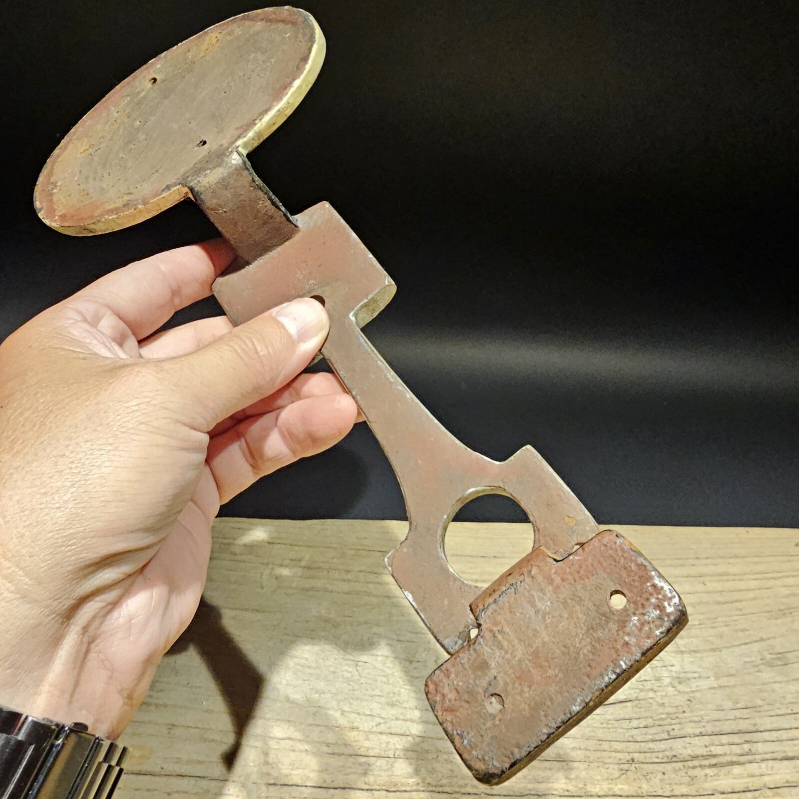 Antique Style Cast Iron Ford Door Gate Handle