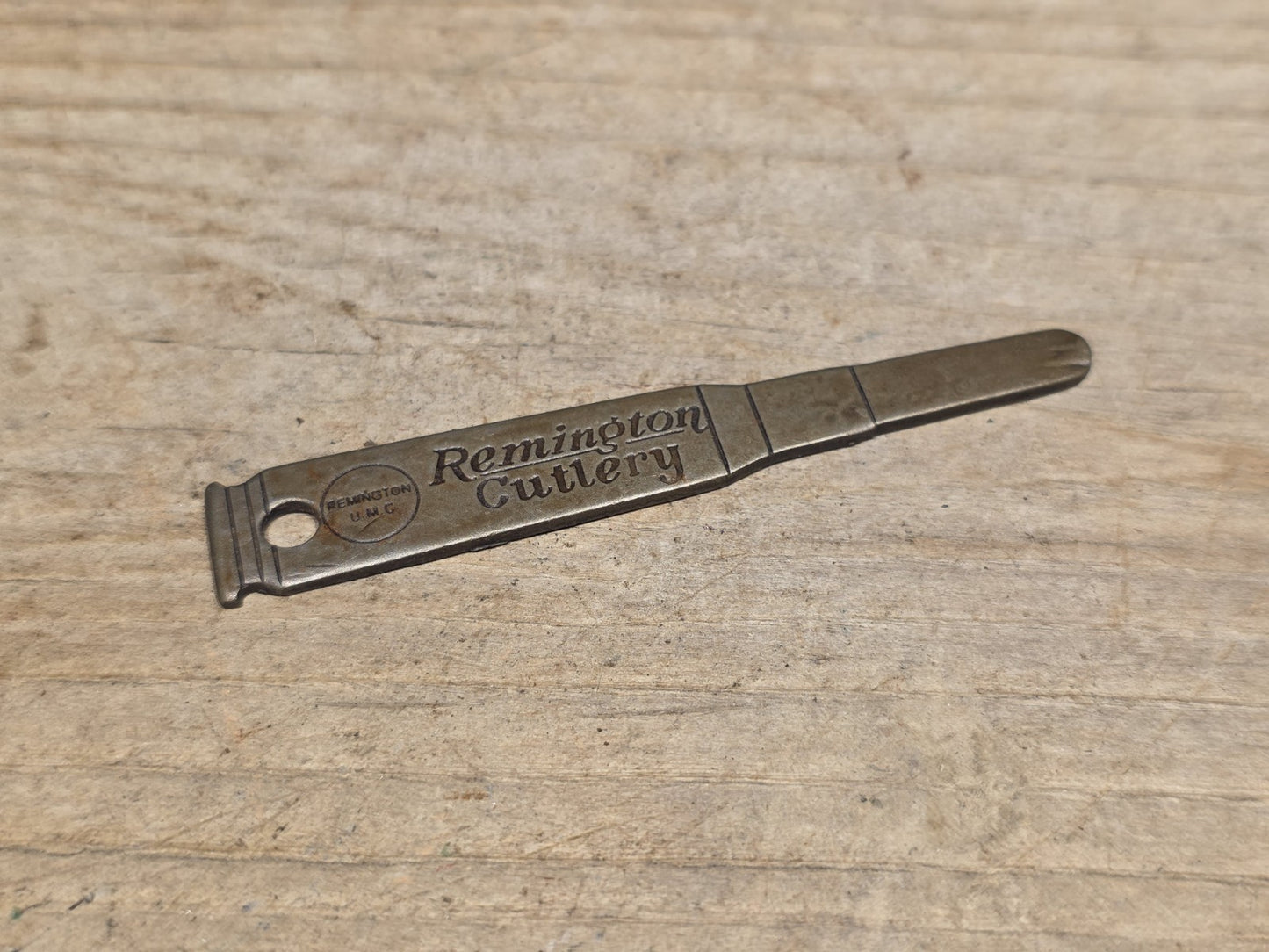 Remington Blade Opener Keychain Tool – Vintage Style Pocket Knife Opener