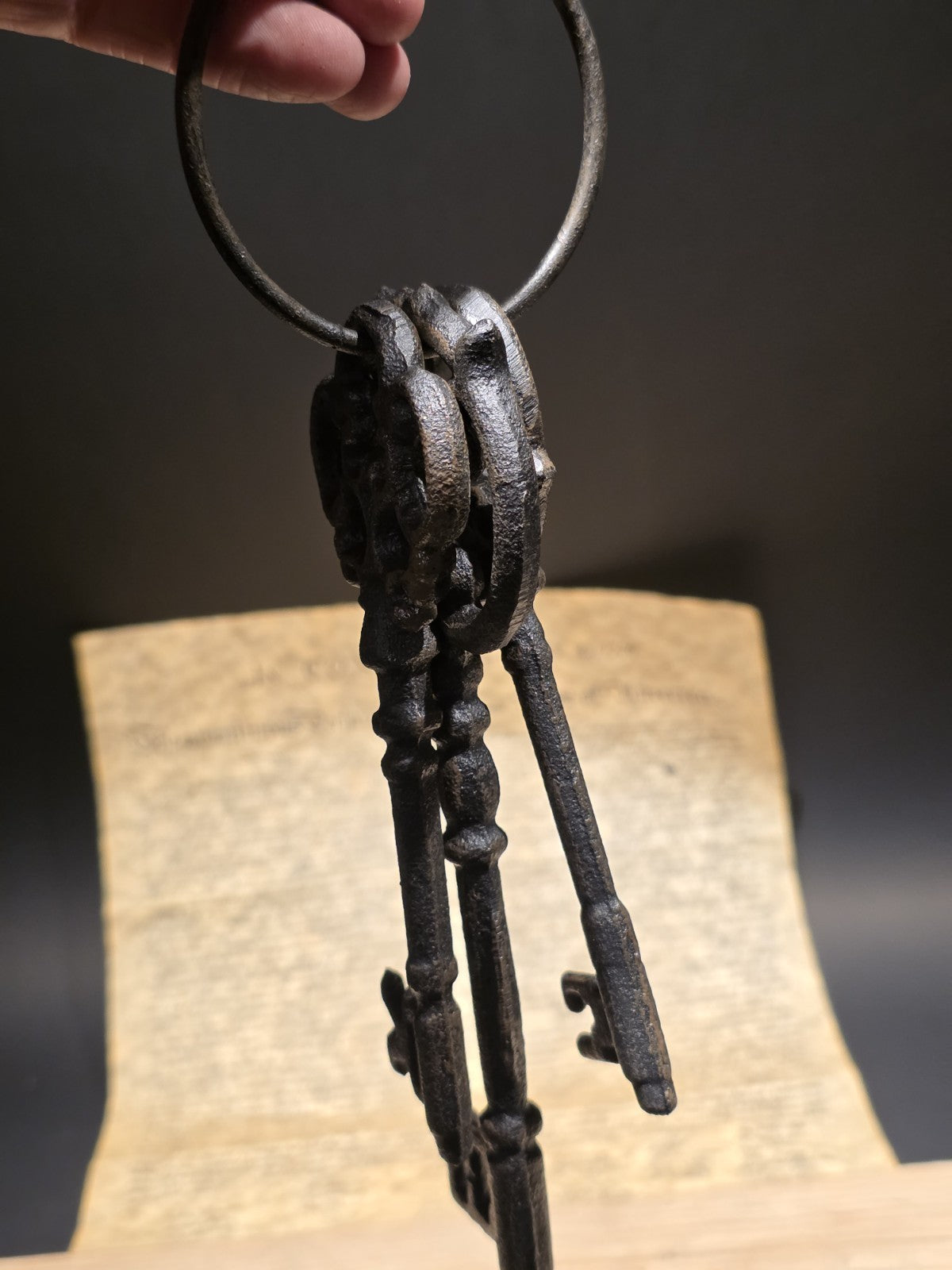 8" Antique Style Large Iron Skeleton Key Ring Set
