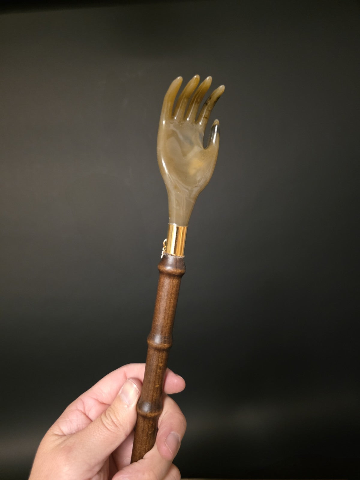 22" Vintage Style Shoehorn Hand Back Scratcher