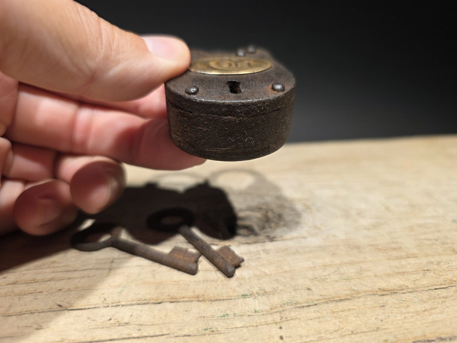 Antique Vintage Style Cast Iron Colt Firearms Ammo Box Padlock Lock & Key 
