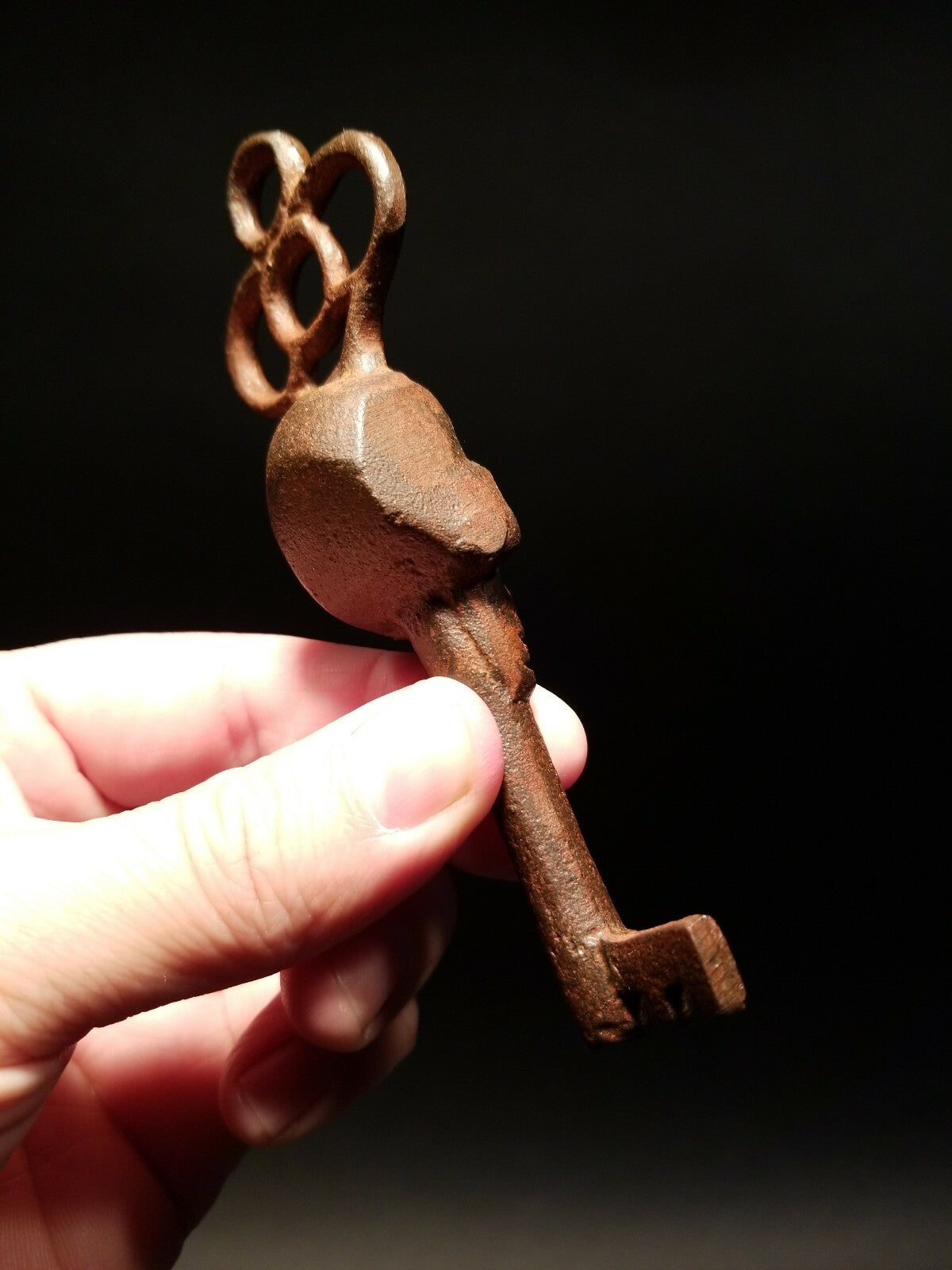 Antique Vintage Style Cast Iron Key