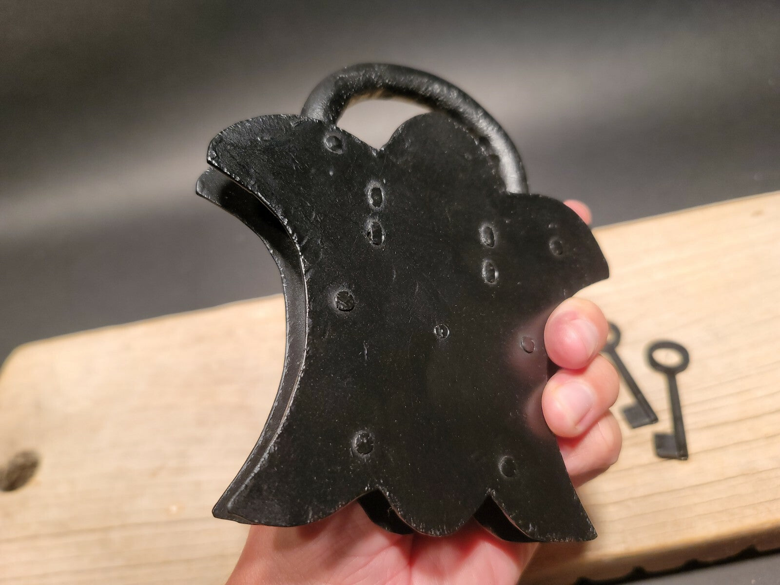Antique Vintage Style Cast Iron Padlock Lock & Key 