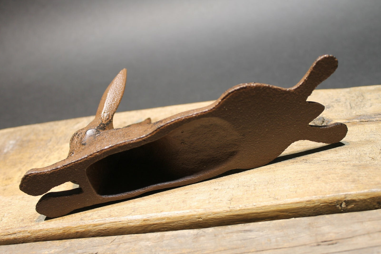 Antique Vintage Style Cast Iron Door Stop Rabbit Hare Wedge Rust/Black