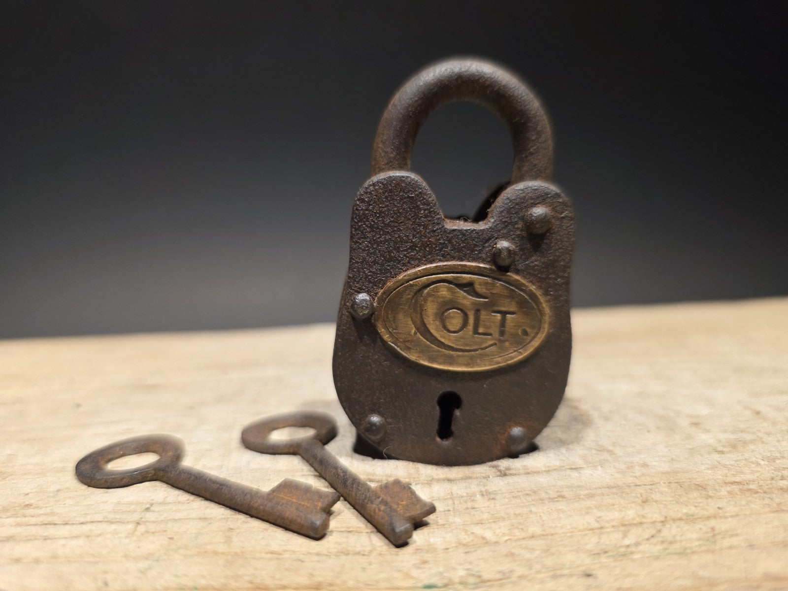 Antique Vintage Style Cast Iron Colt Firearms Ammo Box Padlock Lock & Key 