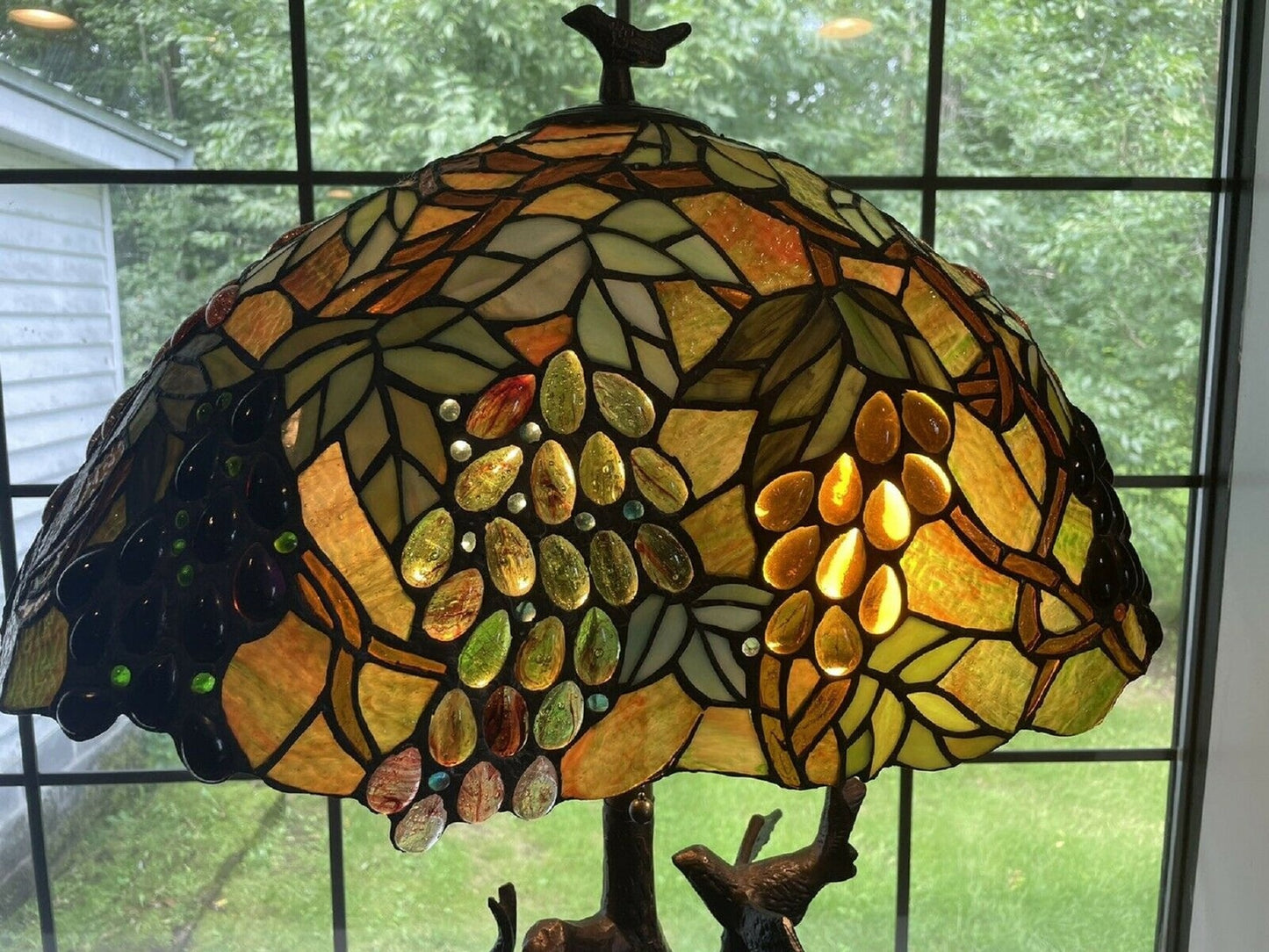 32.5" Antique Vintage Style Stained Glass Oval Fruit Grapes Table Lamp