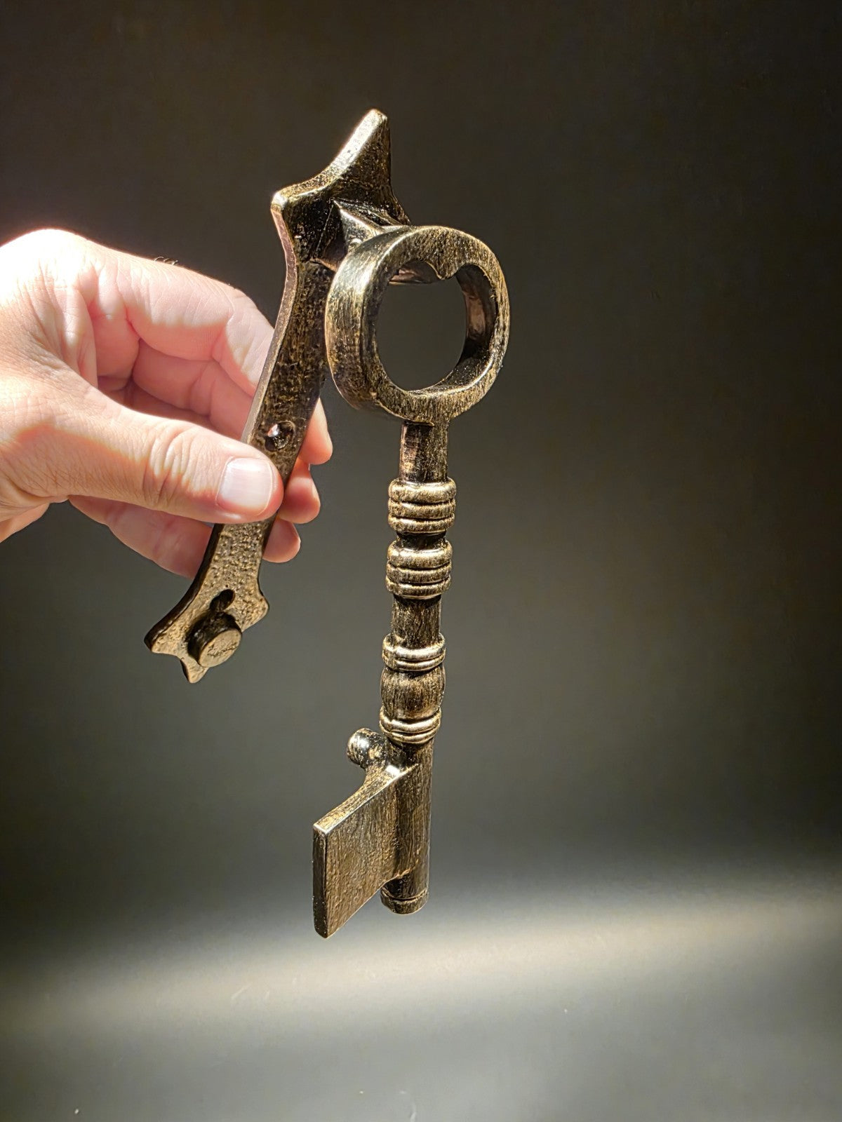 Antique Brass Vintage Style Cast Iron Key Door Knocker