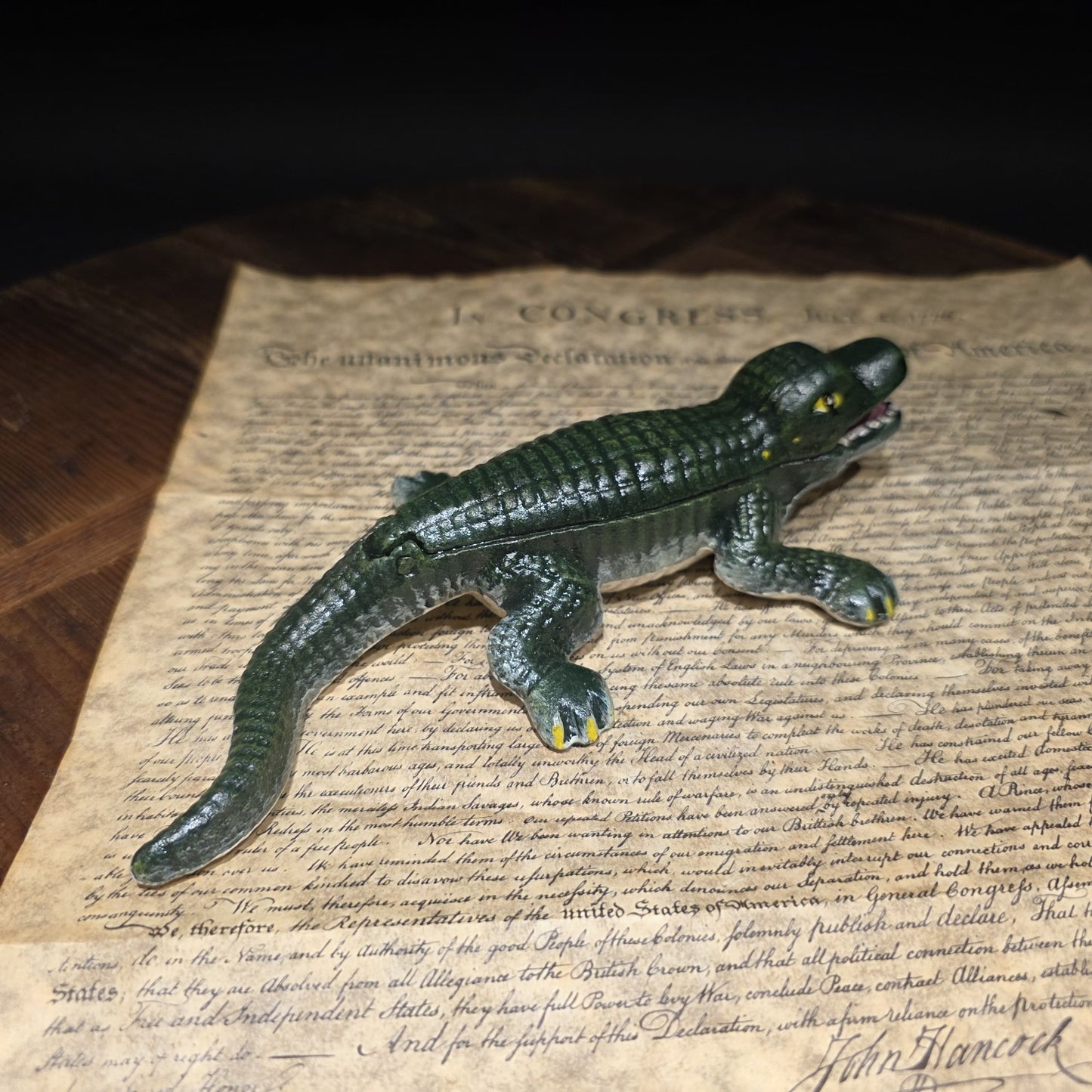 Cast Iron Alligator Box – Vintage Style Crocodile Trinket Dish Figure