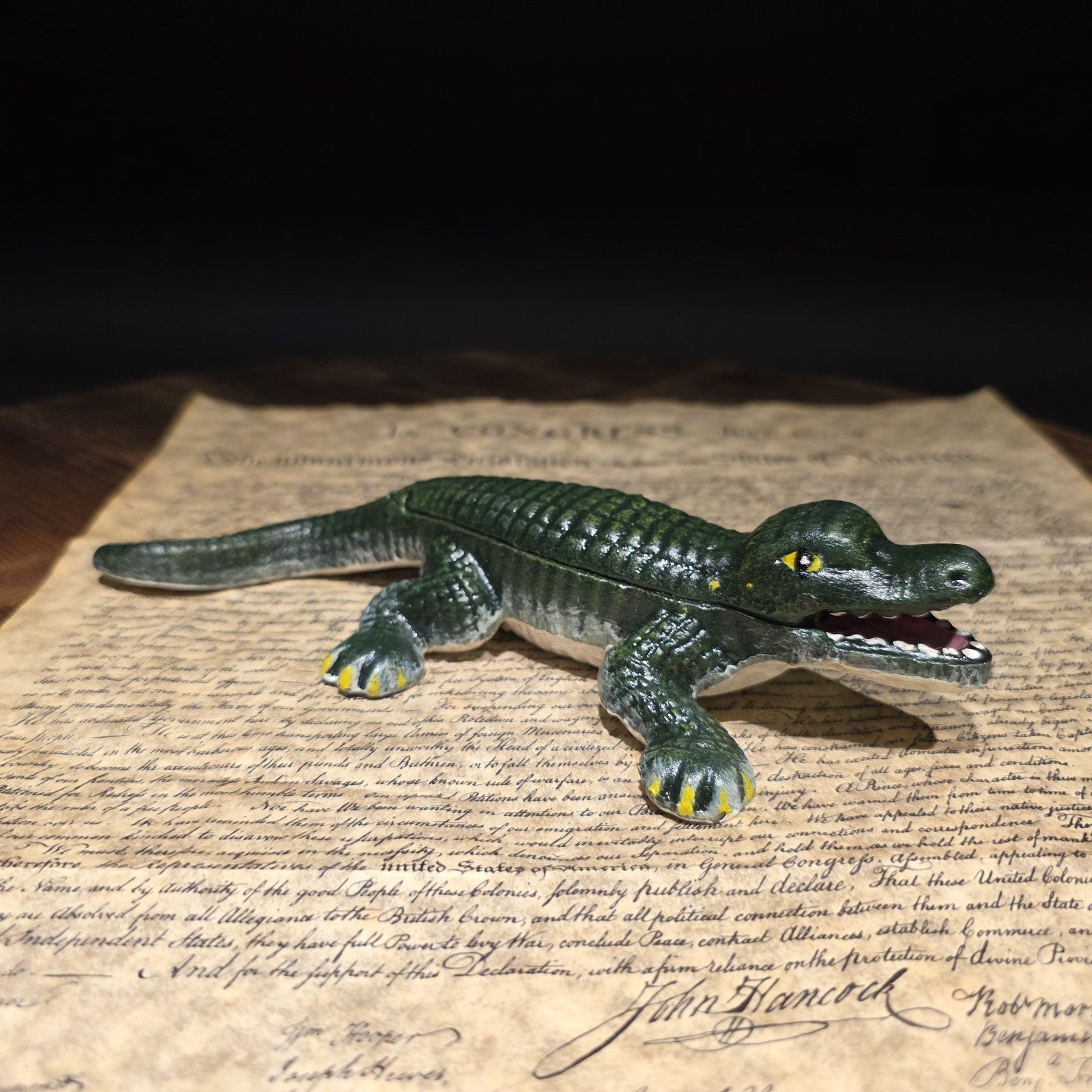 Cast Iron Alligator Box – Vintage Style Crocodile Trinket Dish Figure