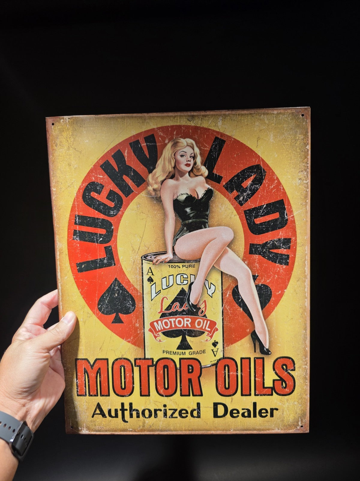 Lucky Lady Motor Oil Vintage-Style Tin Sign Pin-Up Gas & Garage Advertisement