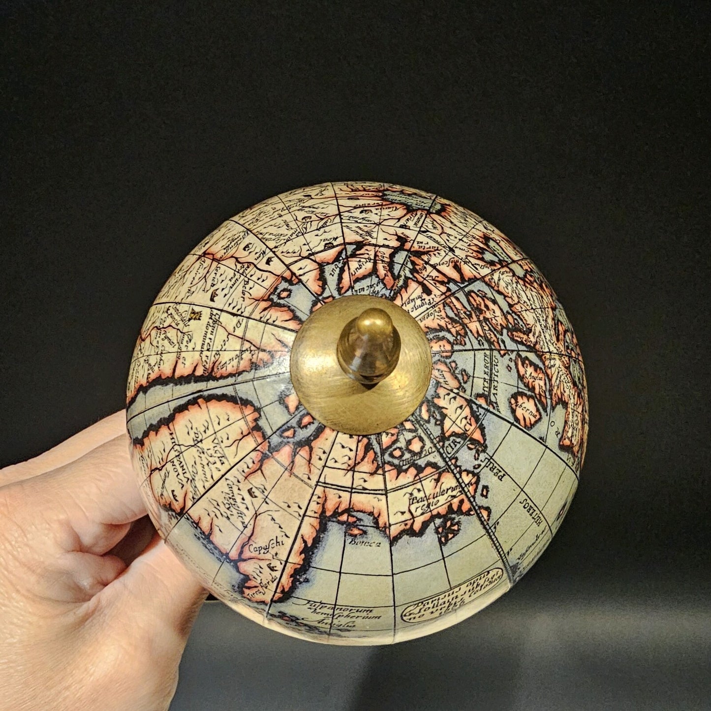 Old World Style 8" Globe w Turned Wood Stand