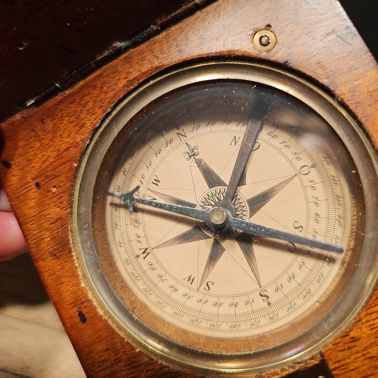Antique Style Wood Brass Compass Box