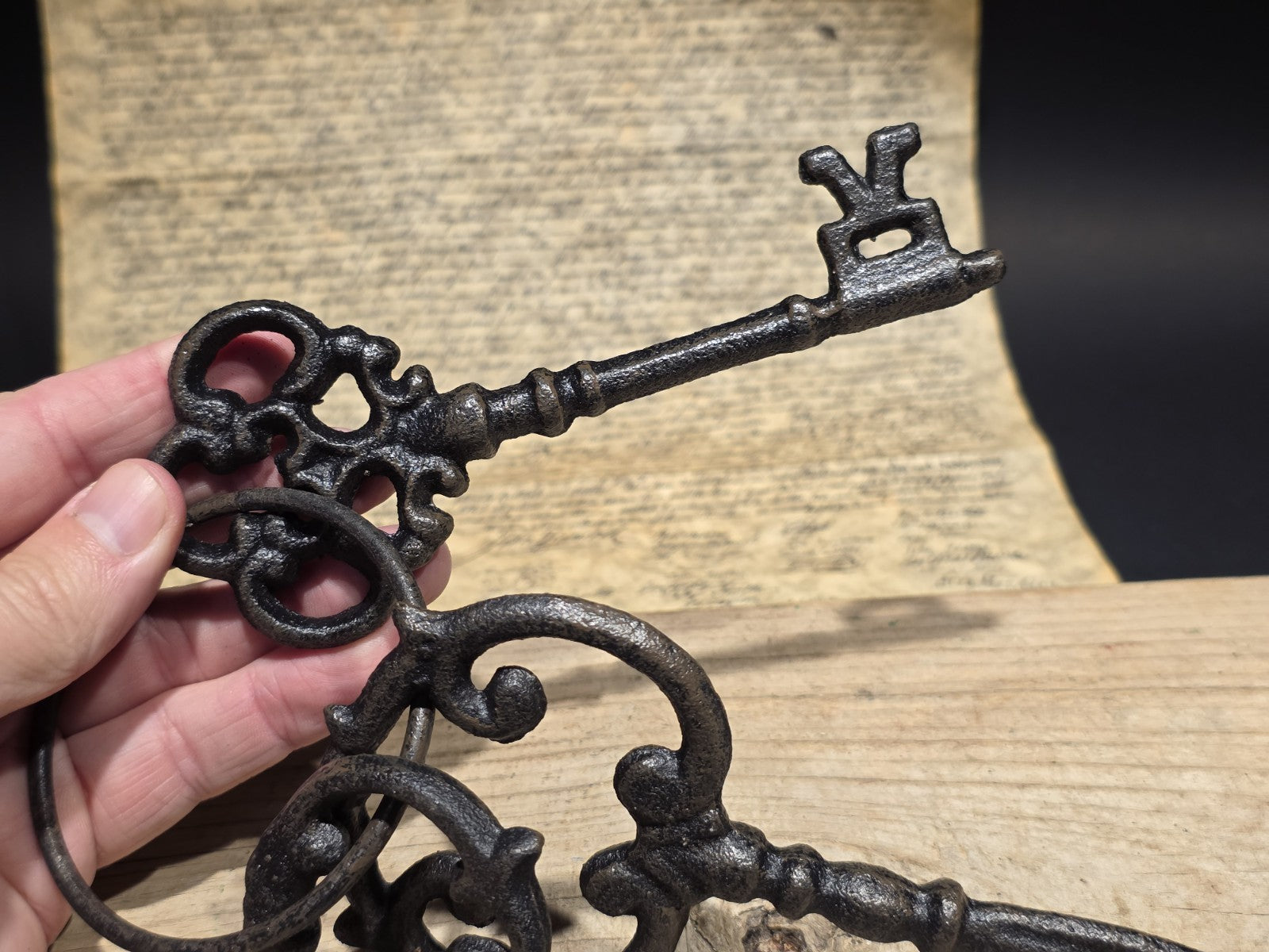8" Antique Style Large Iron Skeleton Key Ring Set