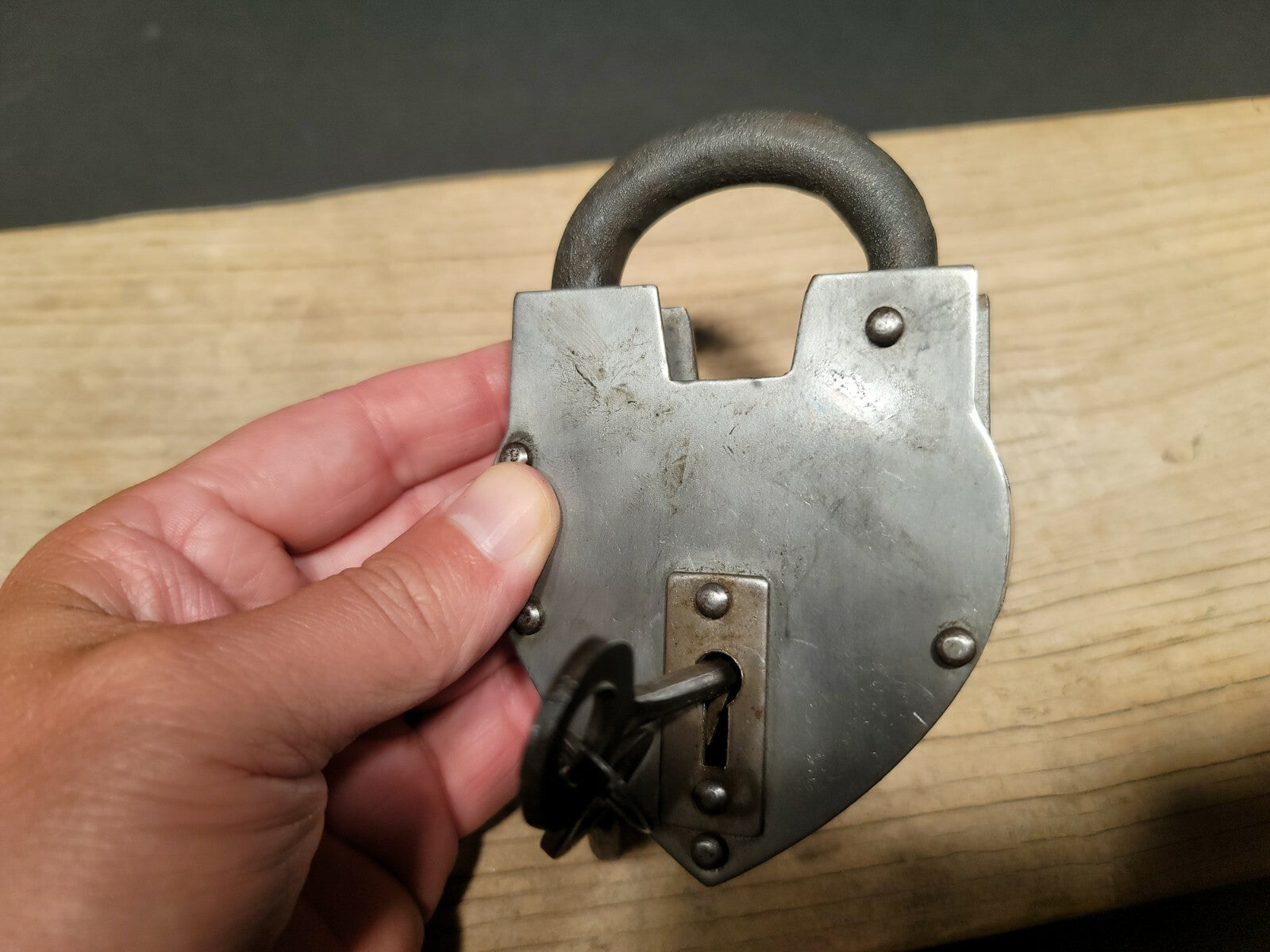 Antique Vintage Style Cast Iron Steel Heart Bridge Padlock Lock & Key 