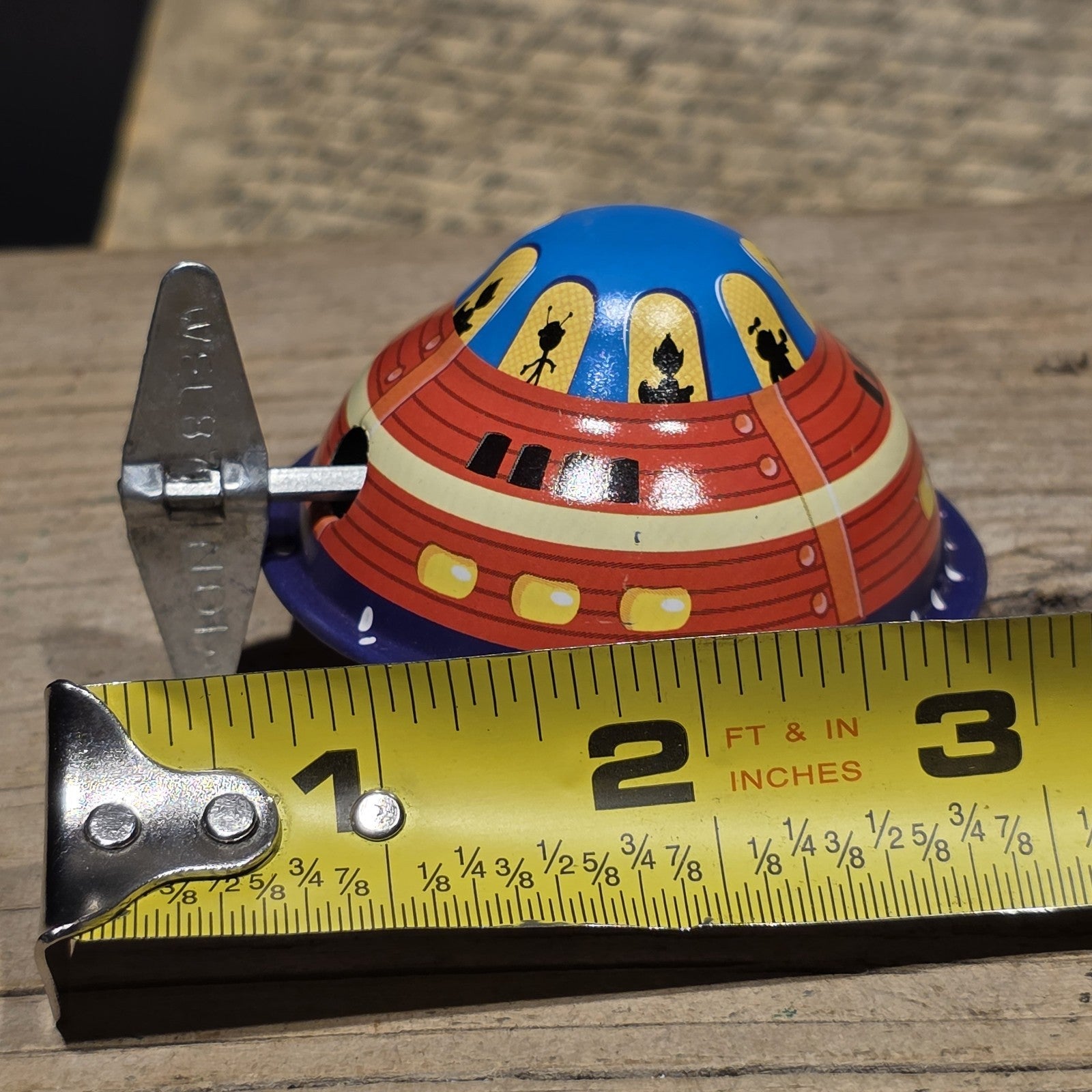 New Tin Litho Flying Saucer Toy Wind-Up UFO Spaceship Retro Space Age