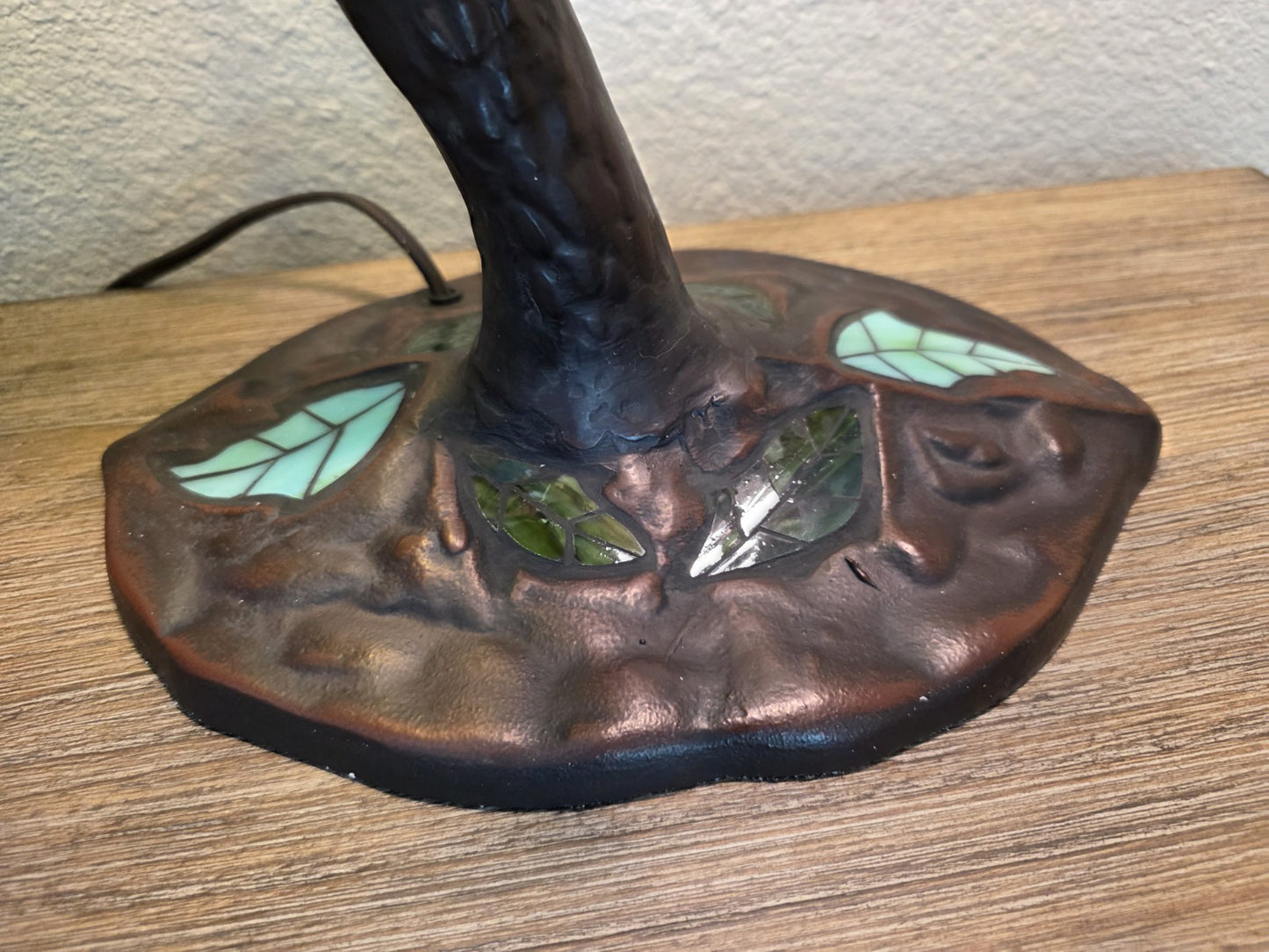 32.5" Antique Vintage Style Stained Glass Oval Fruit Grapes Table Lamp