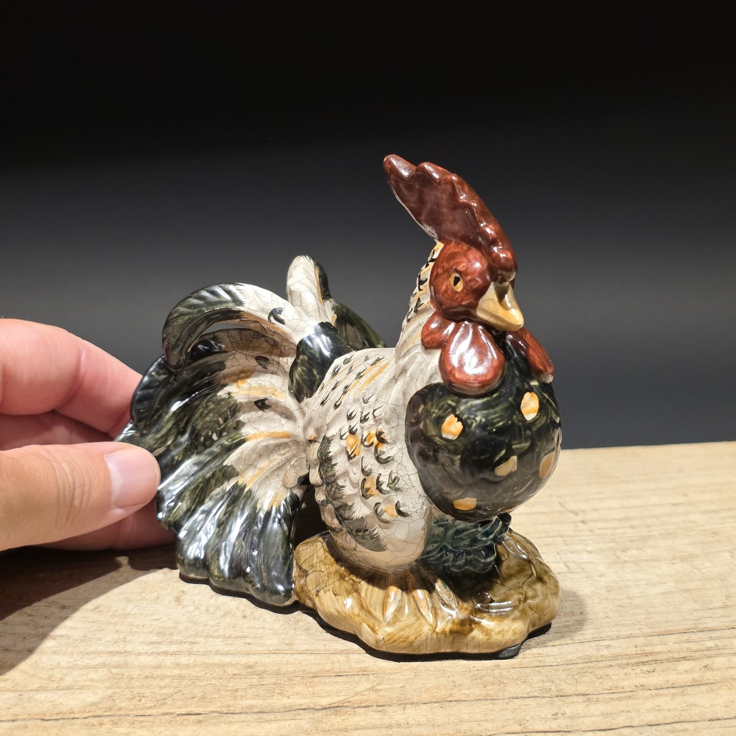 Ceramic Rooster Figurine – Majolica Style Farmhouse Chicken Decor