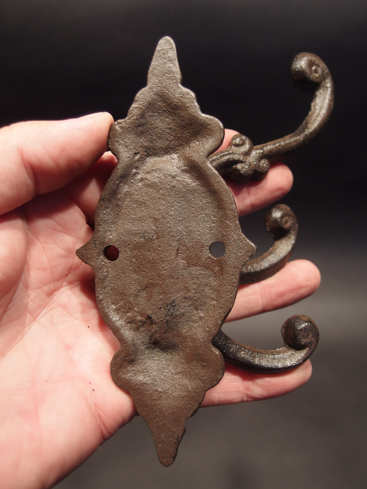 Antique Vintage Style Cast Iron Wall Hook Swivel Folding Coat Hanger Hardware