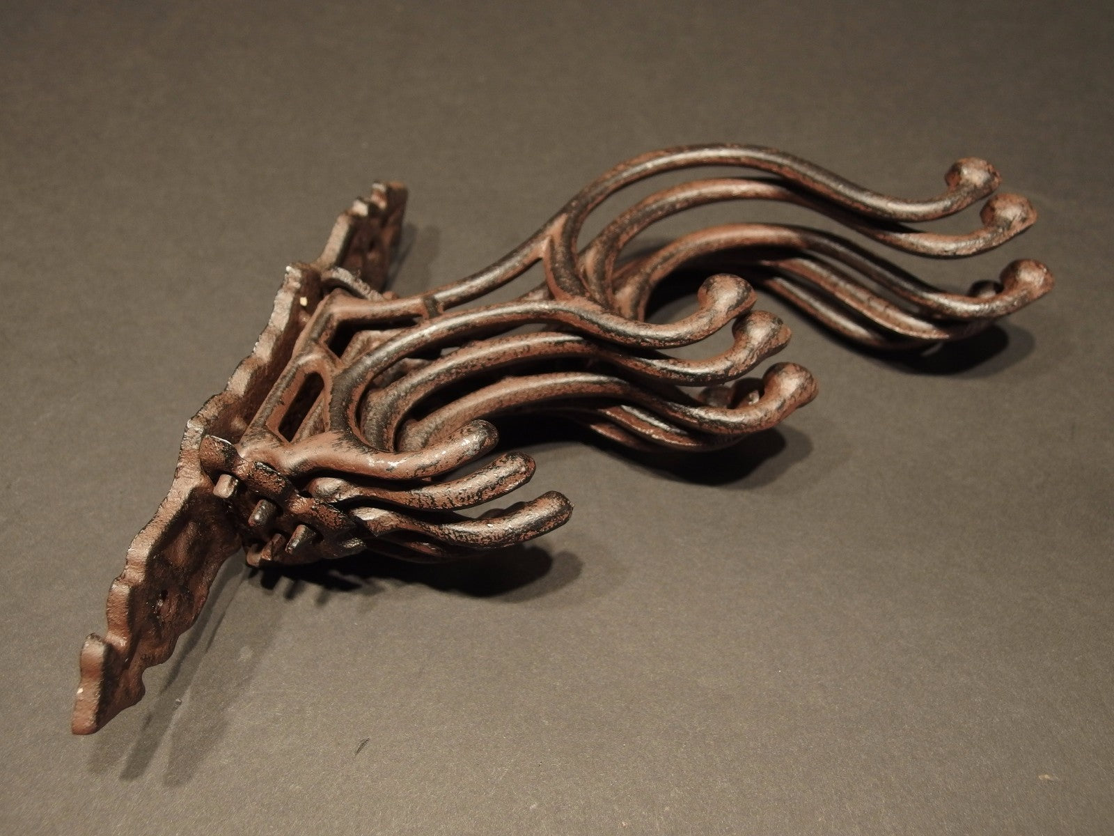 Antique Vintage Style Wall Hook Swivel Folding Coat Hanger Hardware Rust Finish