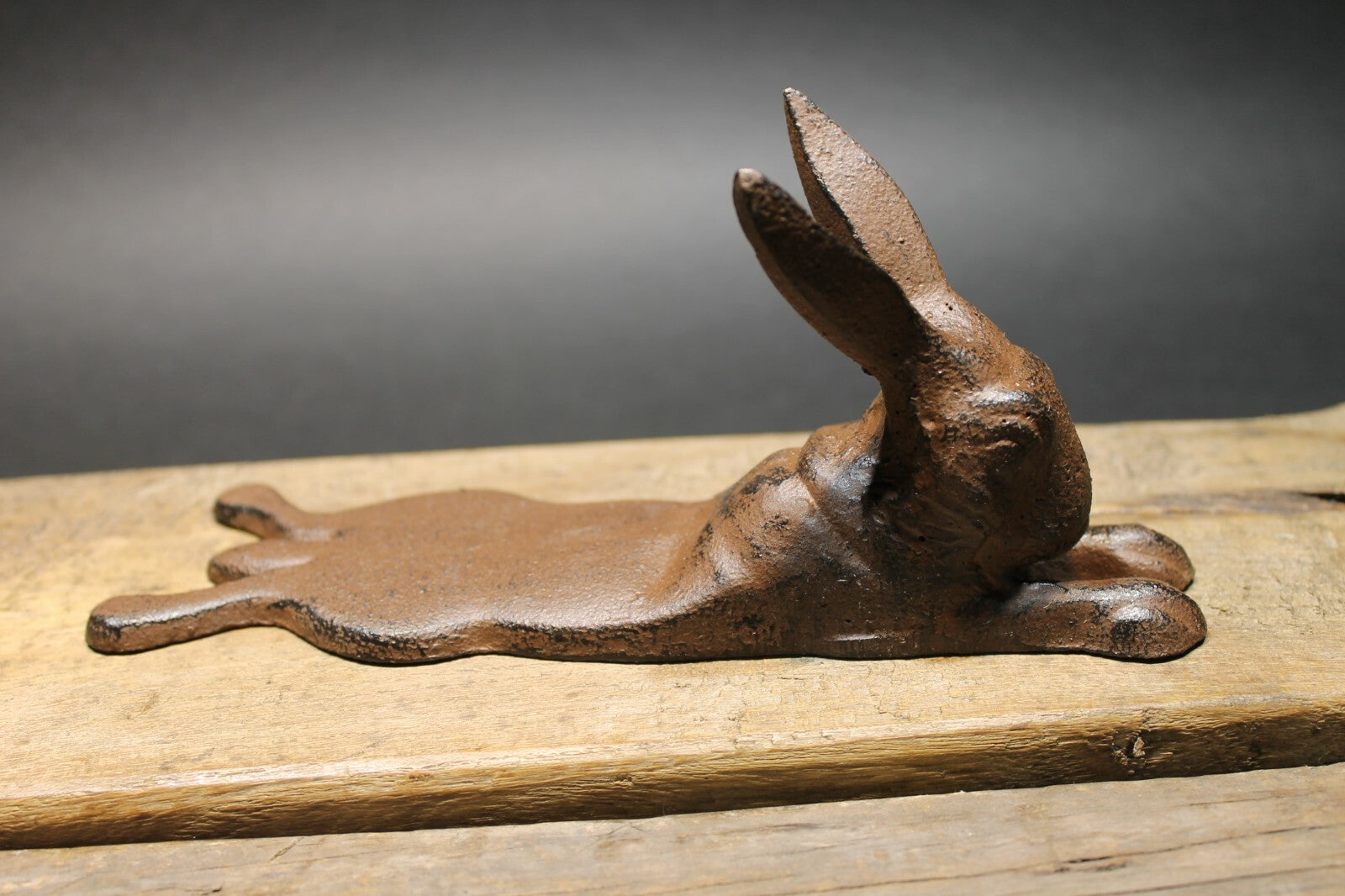 Antique Vintage Style Cast Iron Door Stop Rabbit Hare Wedge Rust/Black
