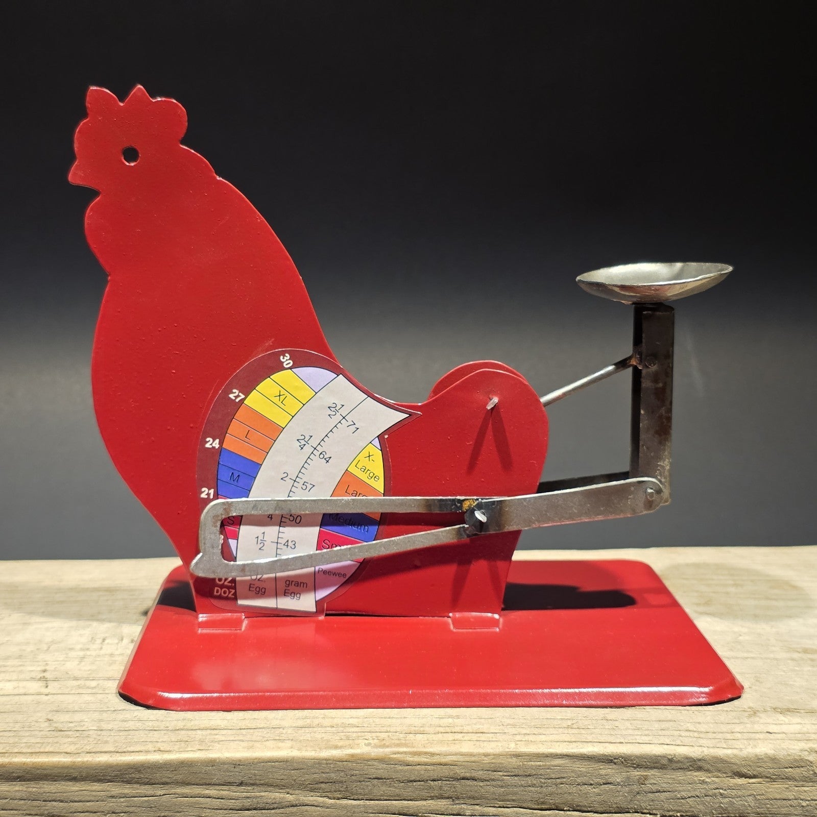 Vintage Style Rooster Egg Scale – Red Metal Farm Poultry Egg Grader
