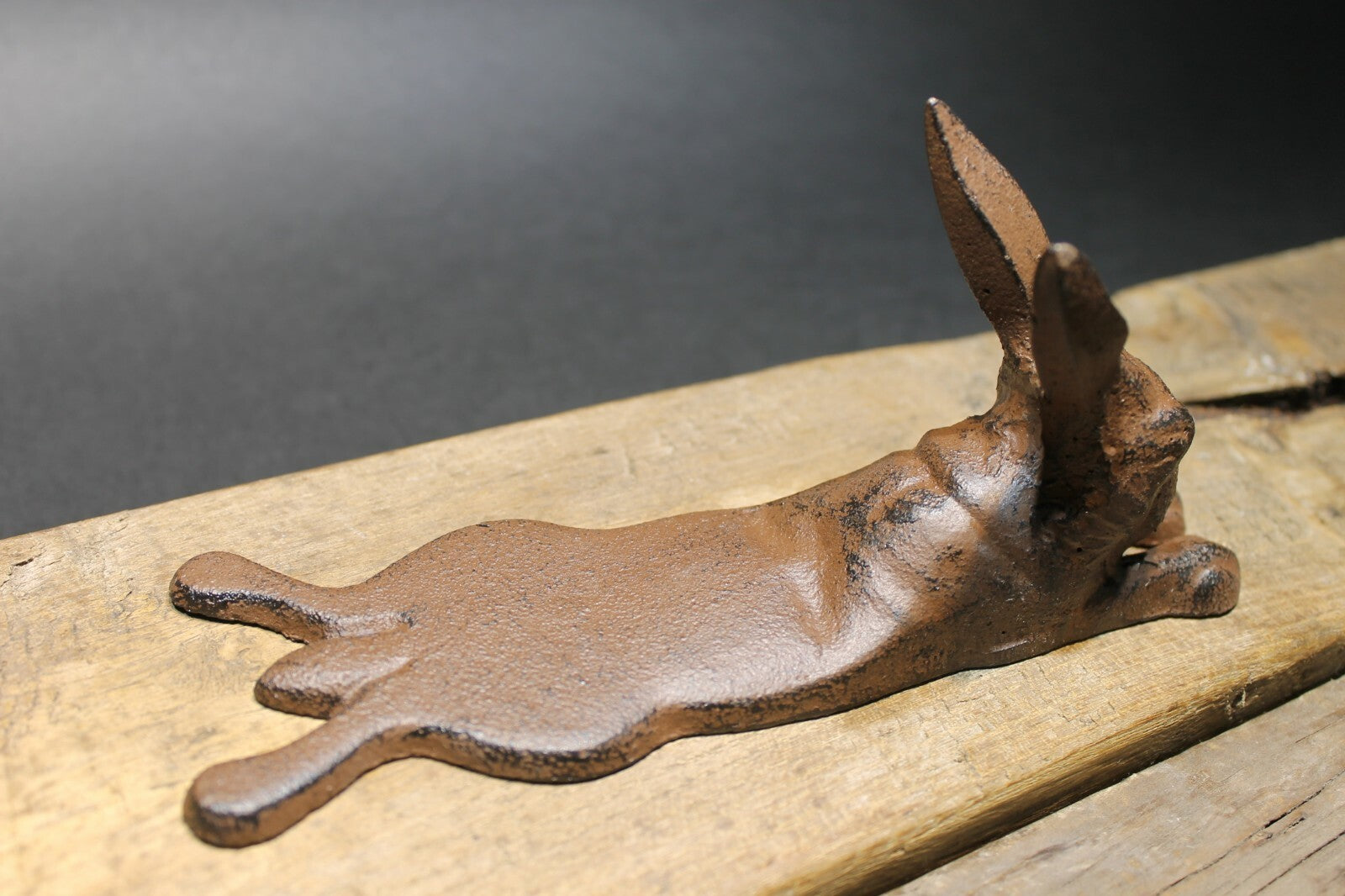 Antique Vintage Style Cast Iron Door Stop Rabbit Hare Wedge Rust/Black